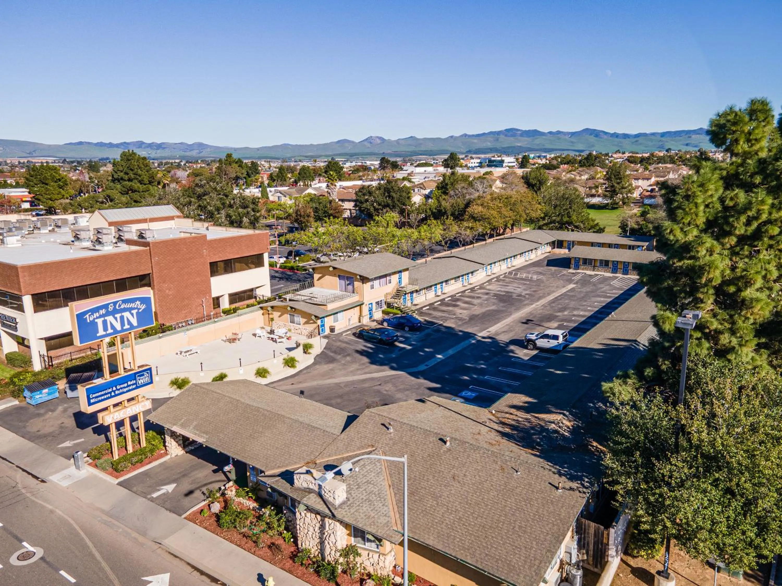 Bird's eye view in Town and Country Inn