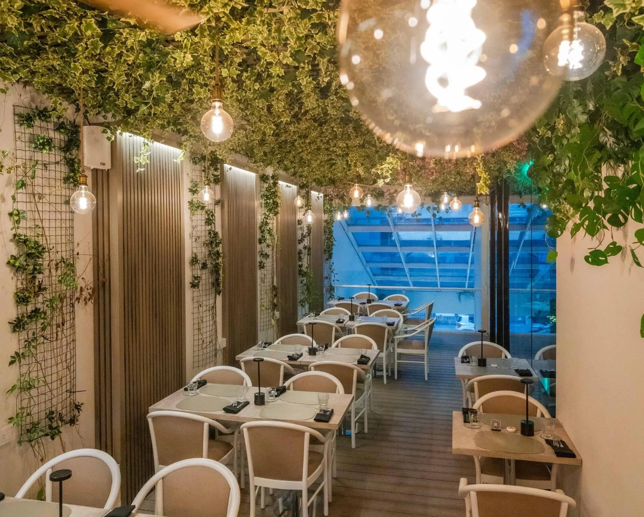 Restaurant/places to eat in Holiday Inn Rosario by IHG