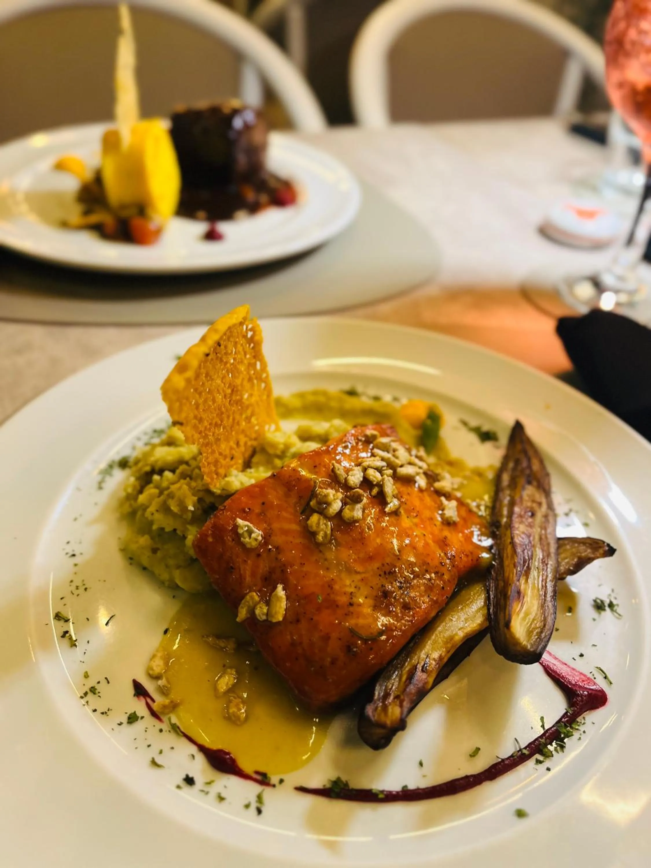 Restaurant/places to eat in Holiday Inn Rosario by IHG