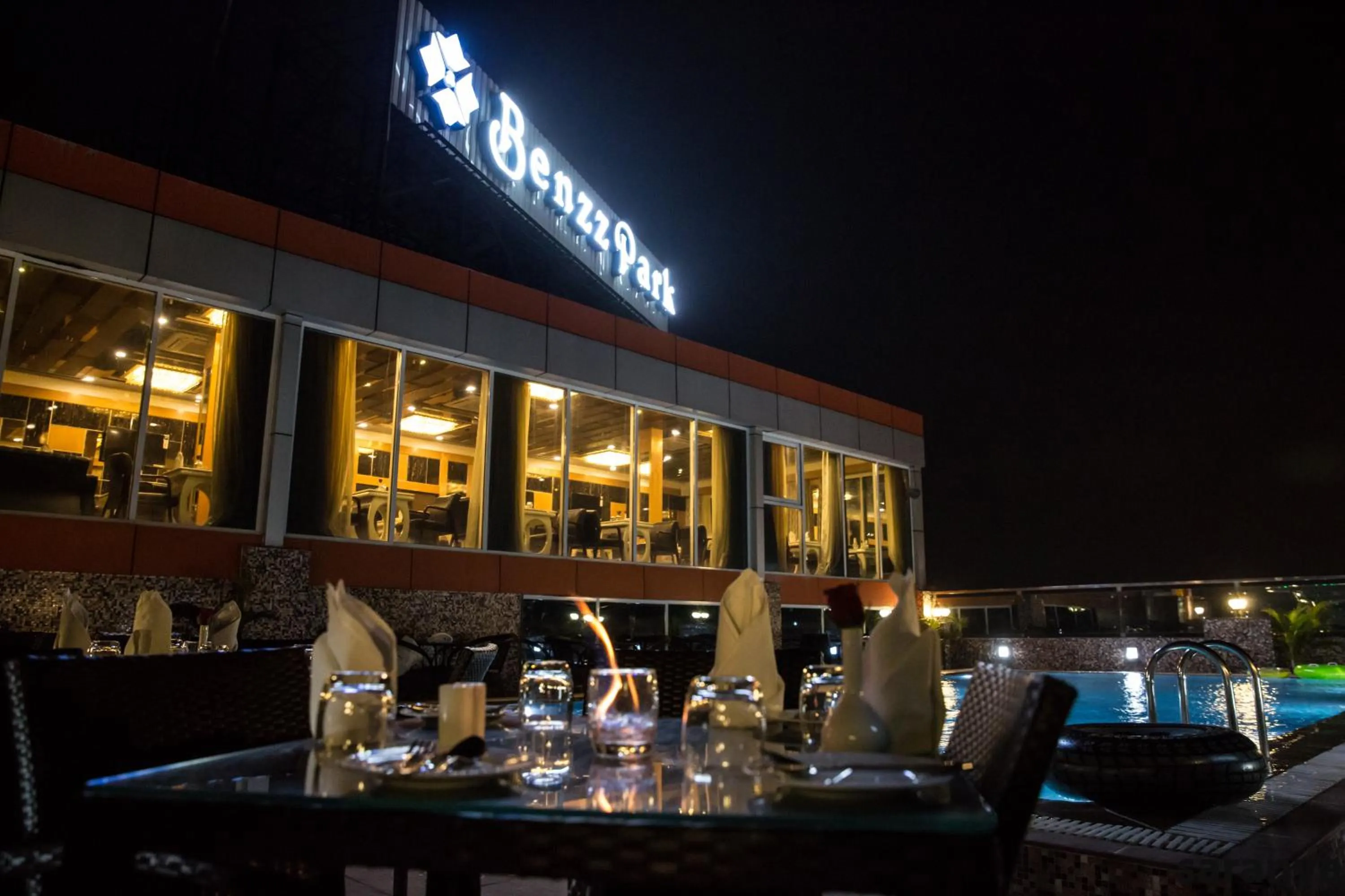 Food and drinks in Hotel Benzz Park Vellore