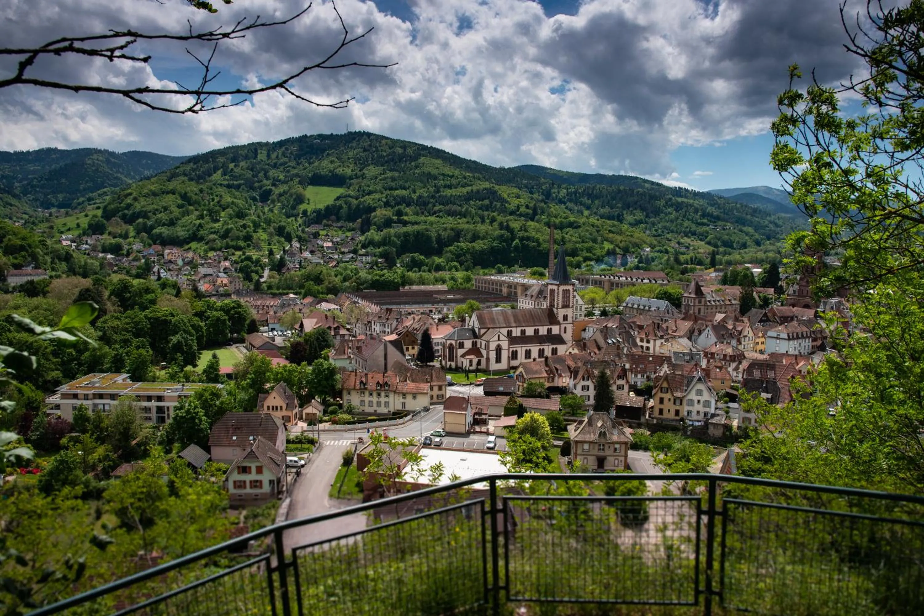 City view in Hôtel Deybach