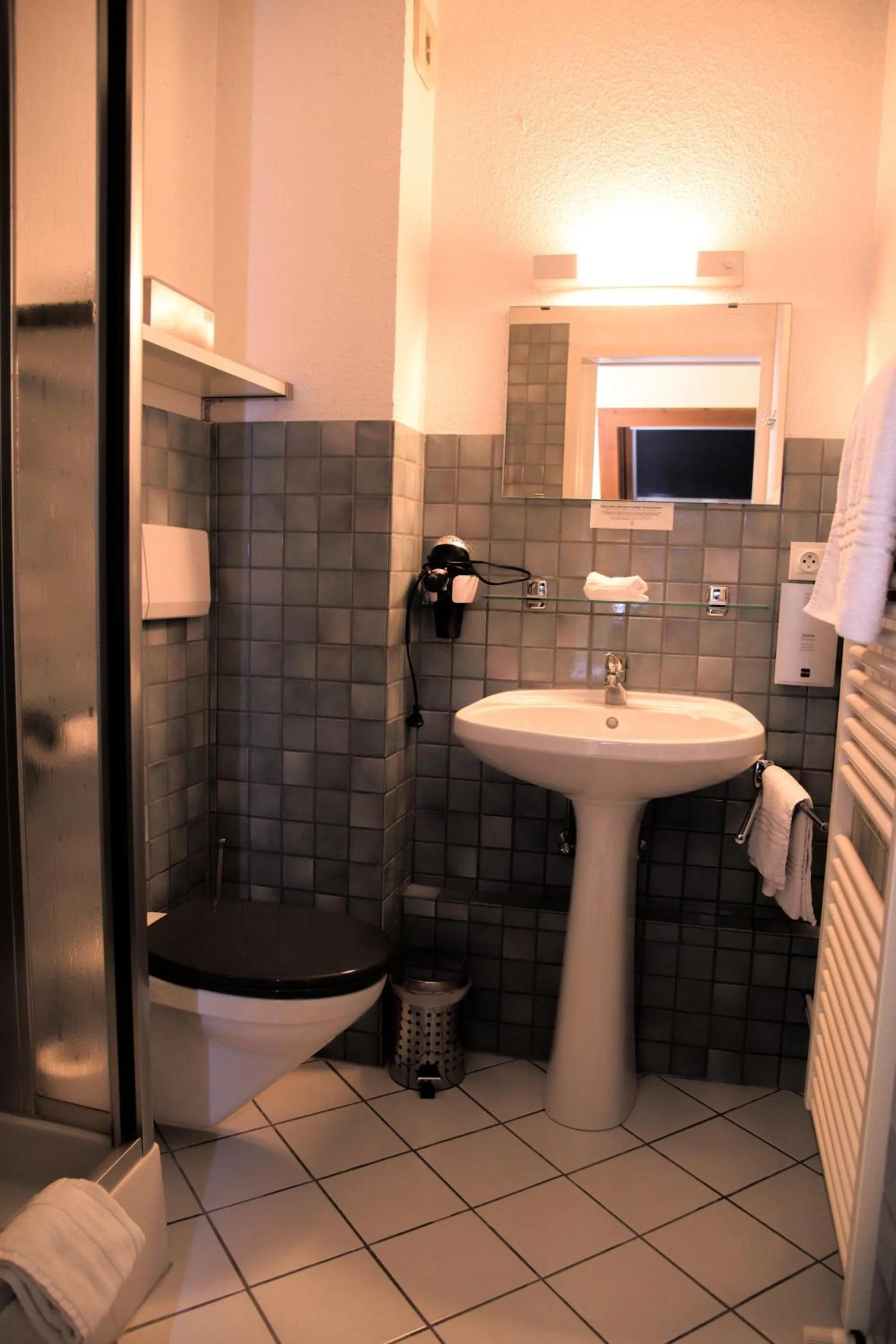 Bathroom in Hôtel Deybach