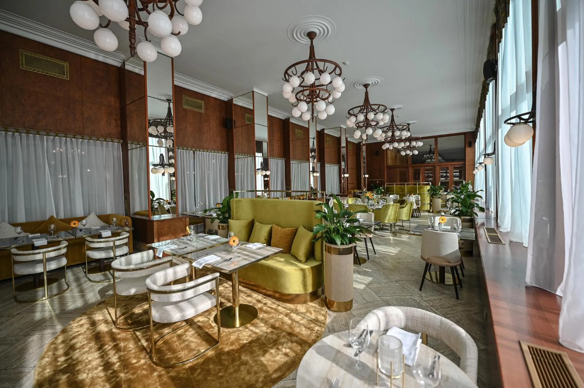 Restaurant/places to eat in Hotel Devín