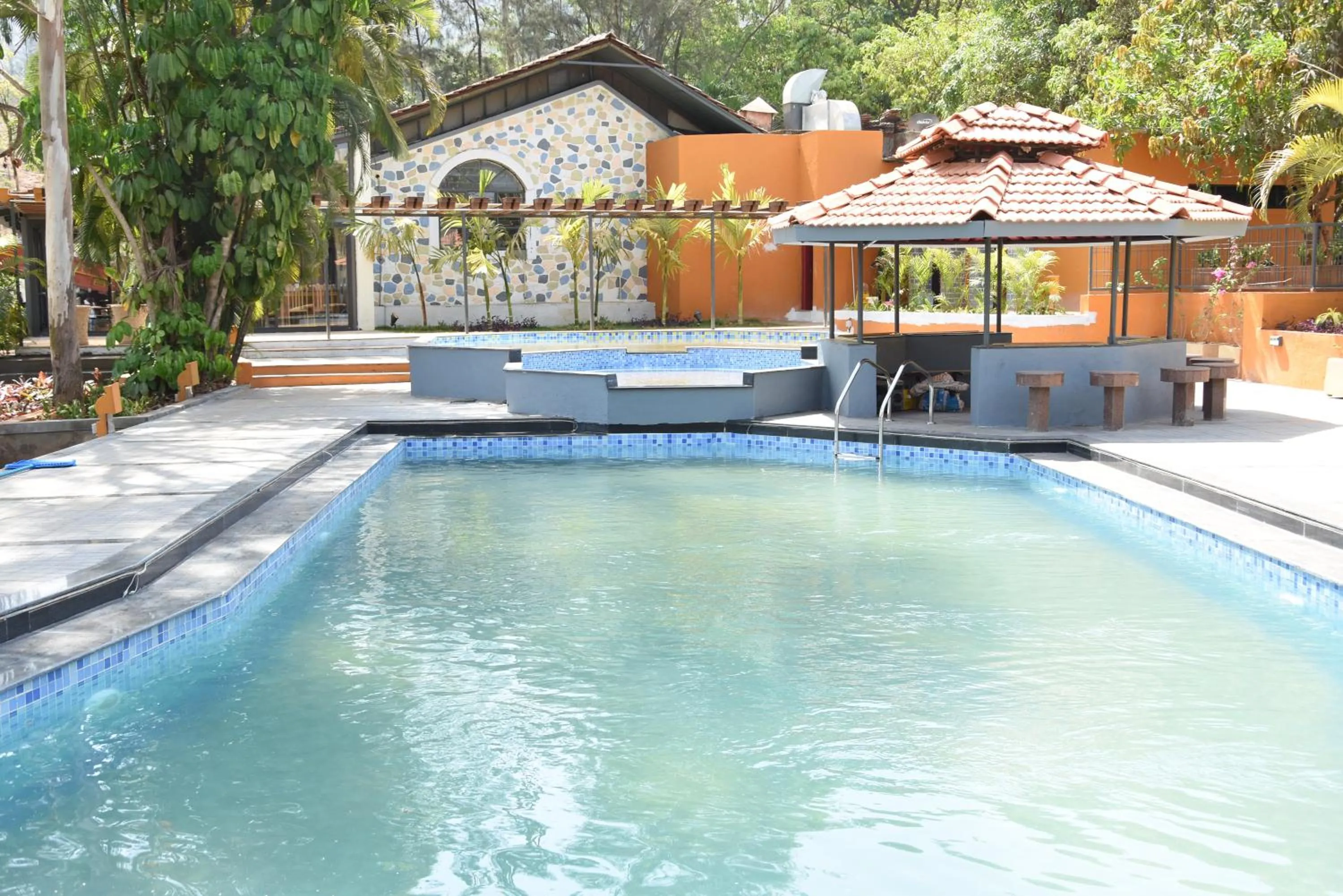 Swimming pool in Residency Lake Resort & Spa