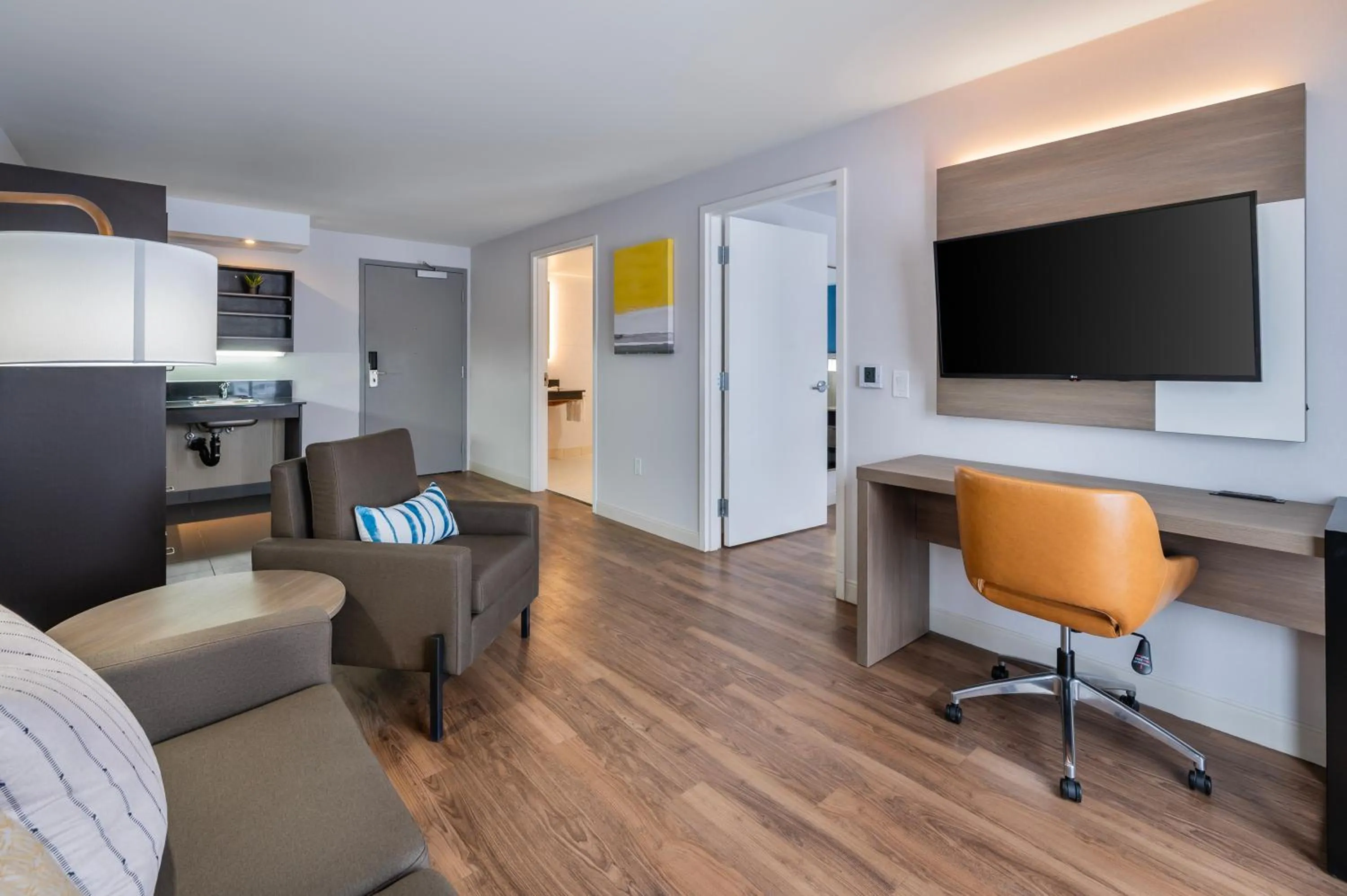 TV and multimedia in Comfort Inn