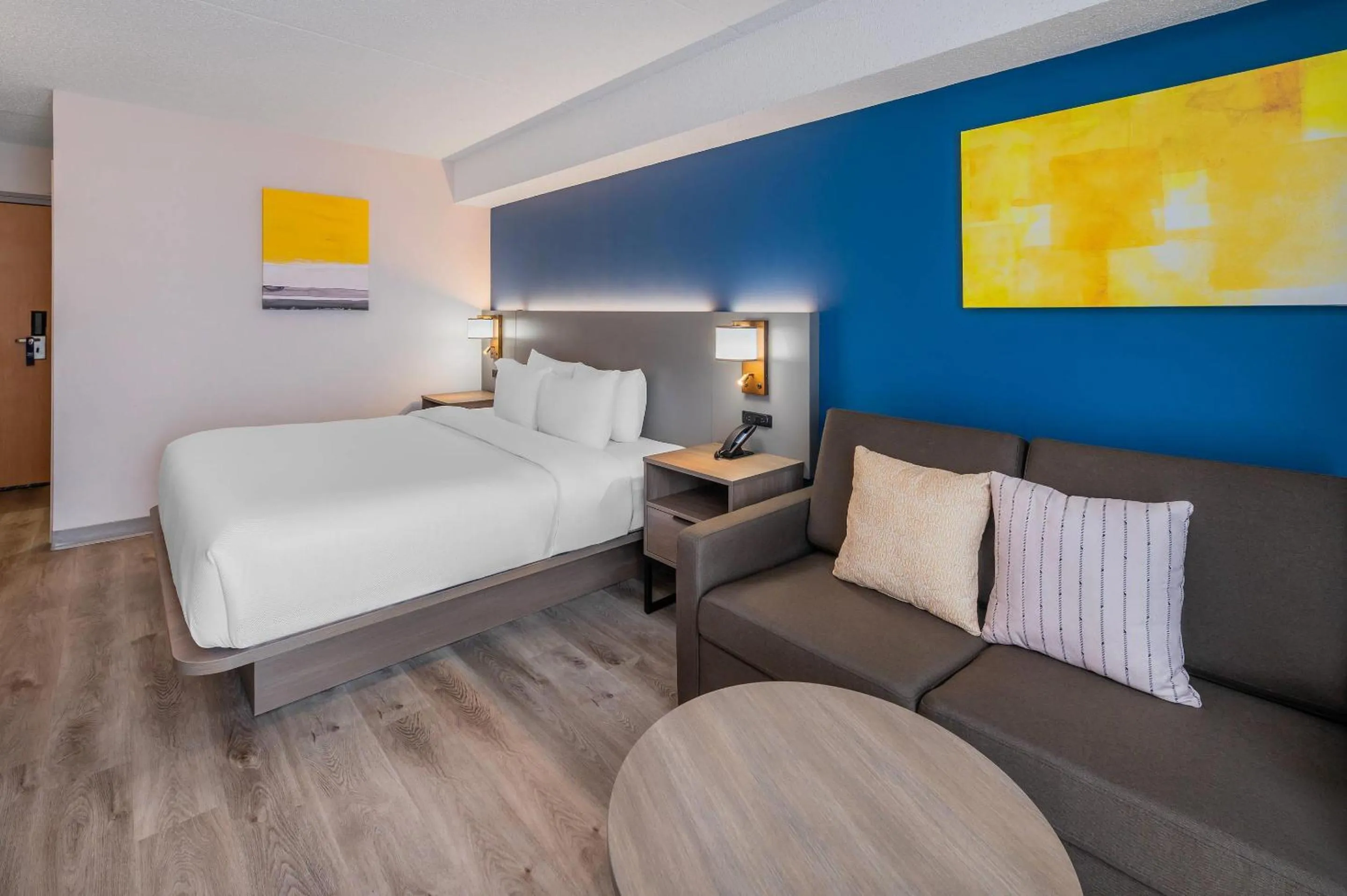 Bedroom, Bed in Comfort Inn