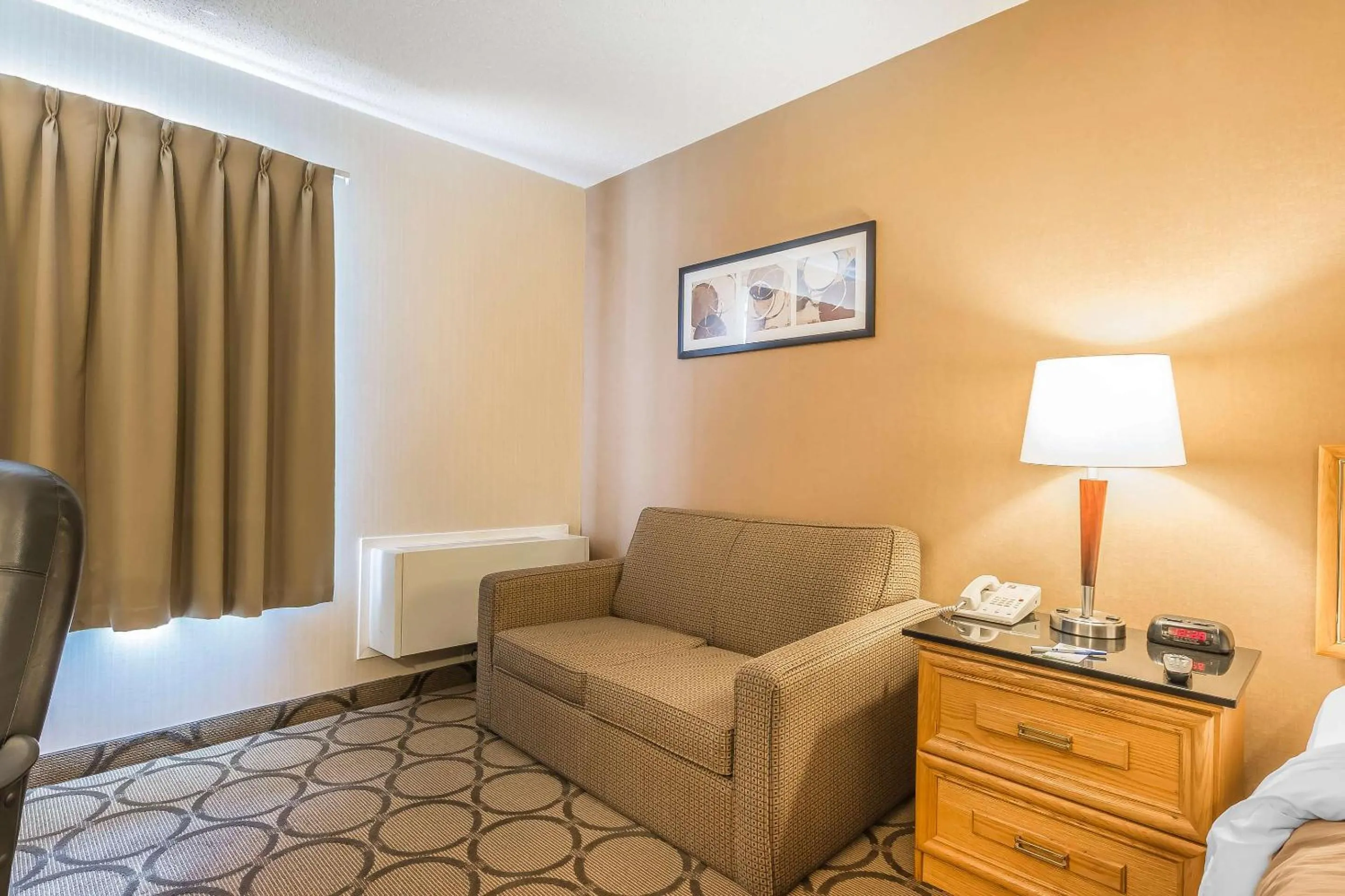 Bedroom in Comfort Inn