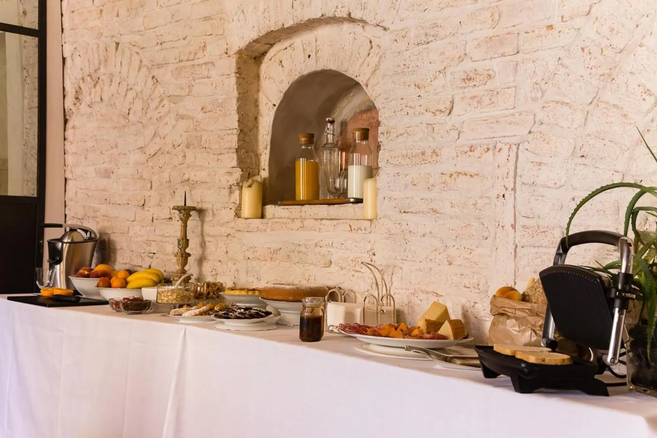 Food and drinks in Casatorre dei Leoni Dimora Storica