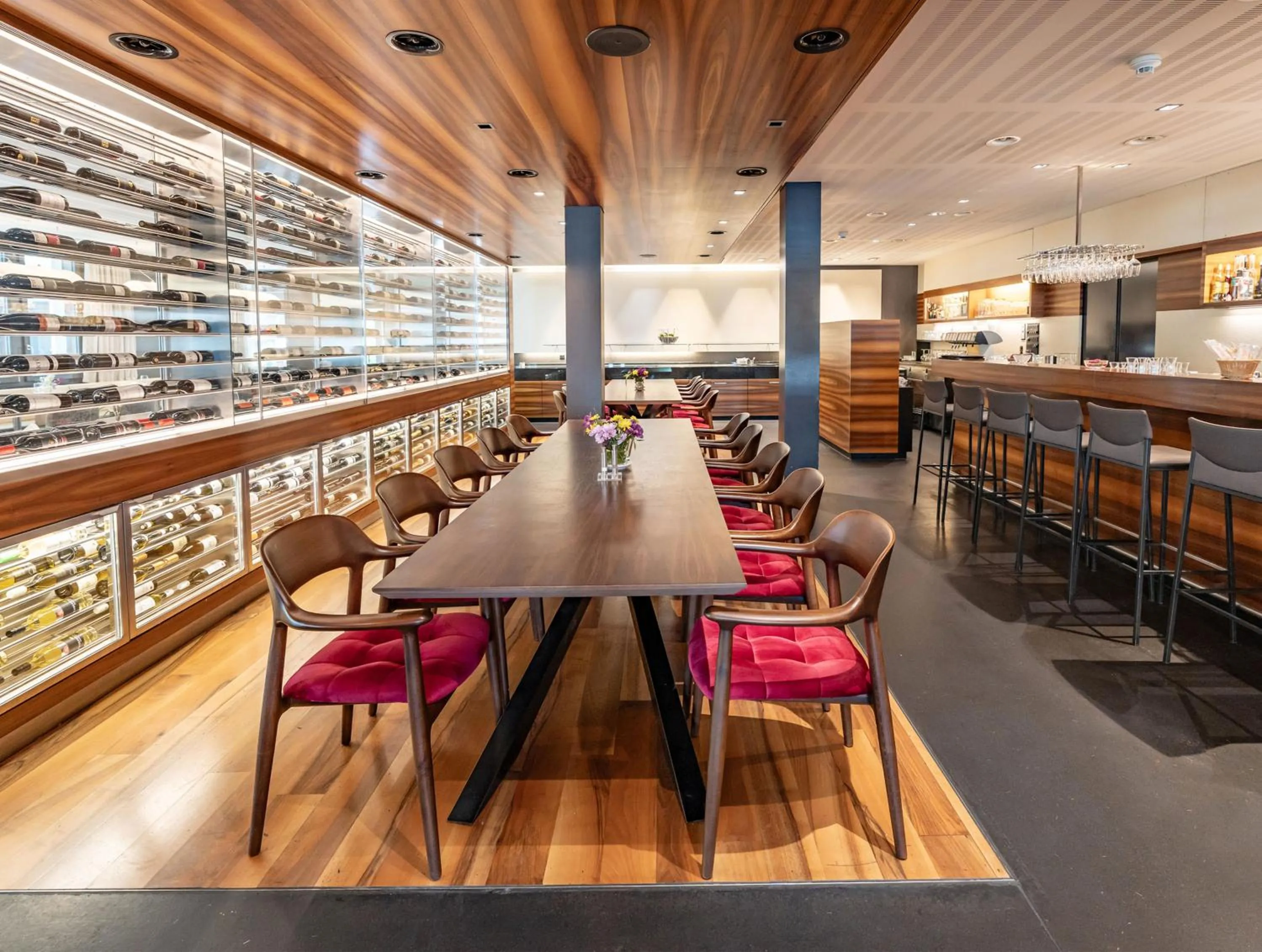 Restaurant/places to eat in Tailormade Hotel KRONE Sarnen