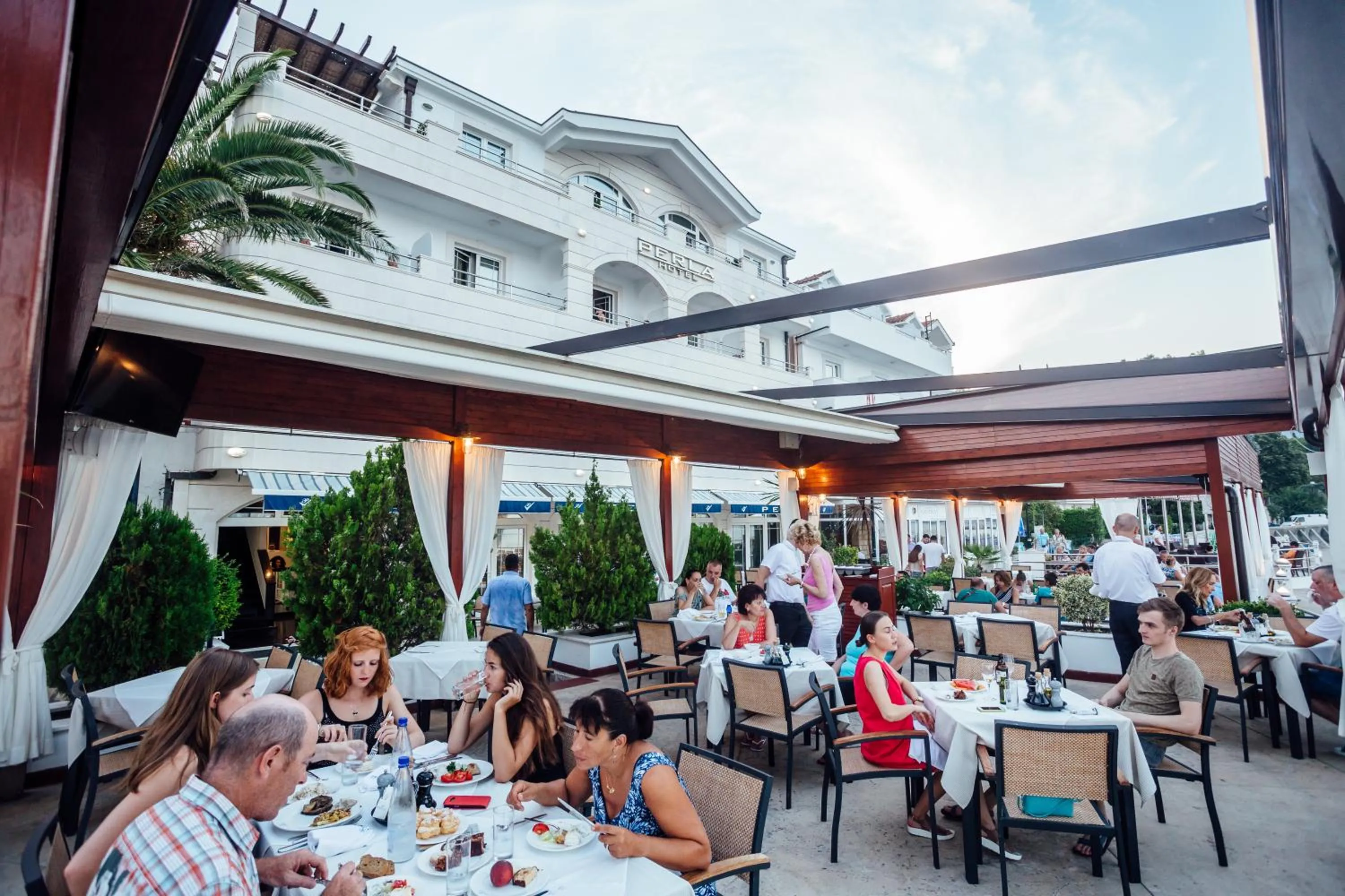 People in Hotel Perla