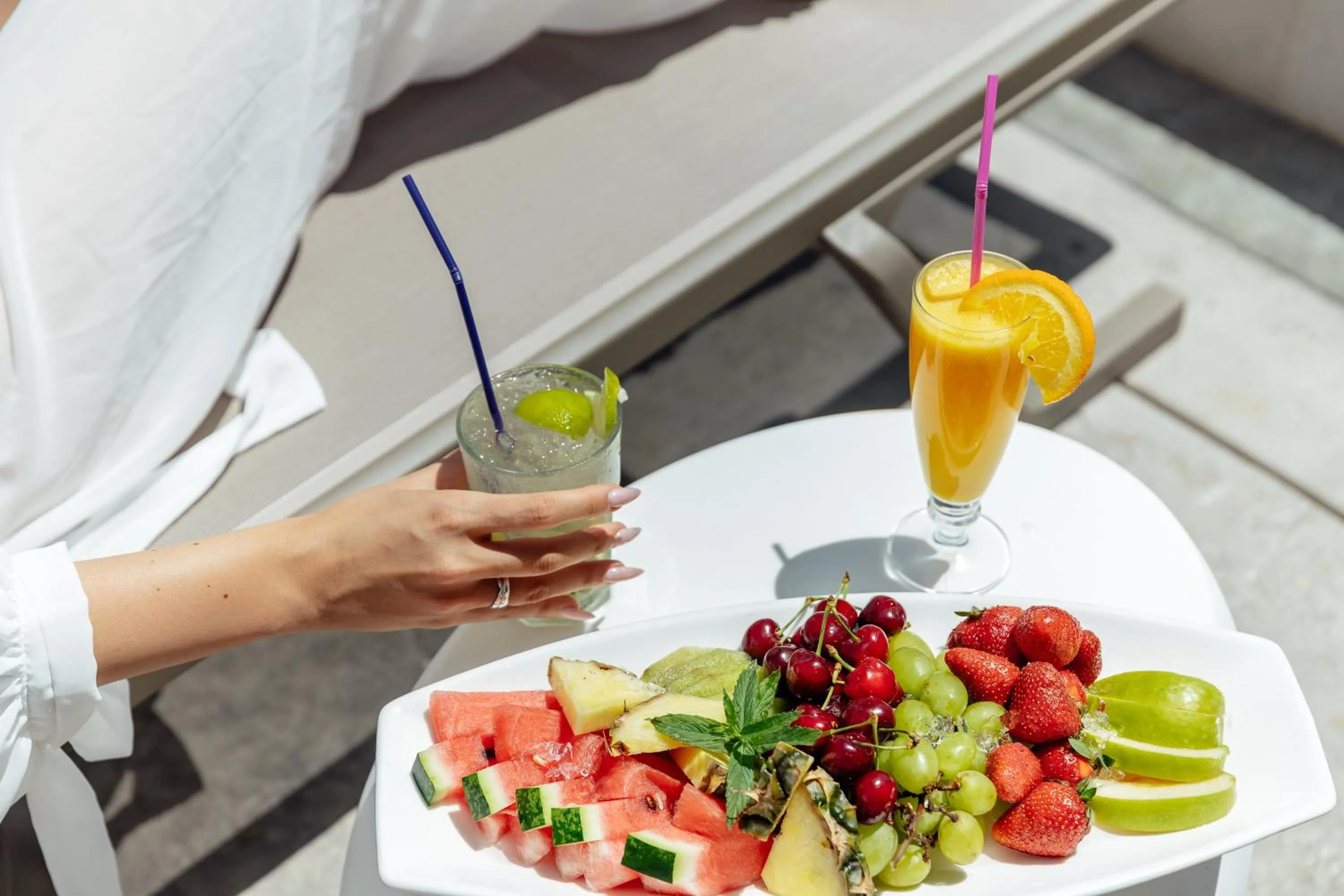 Swimming pool in Hotel Perla