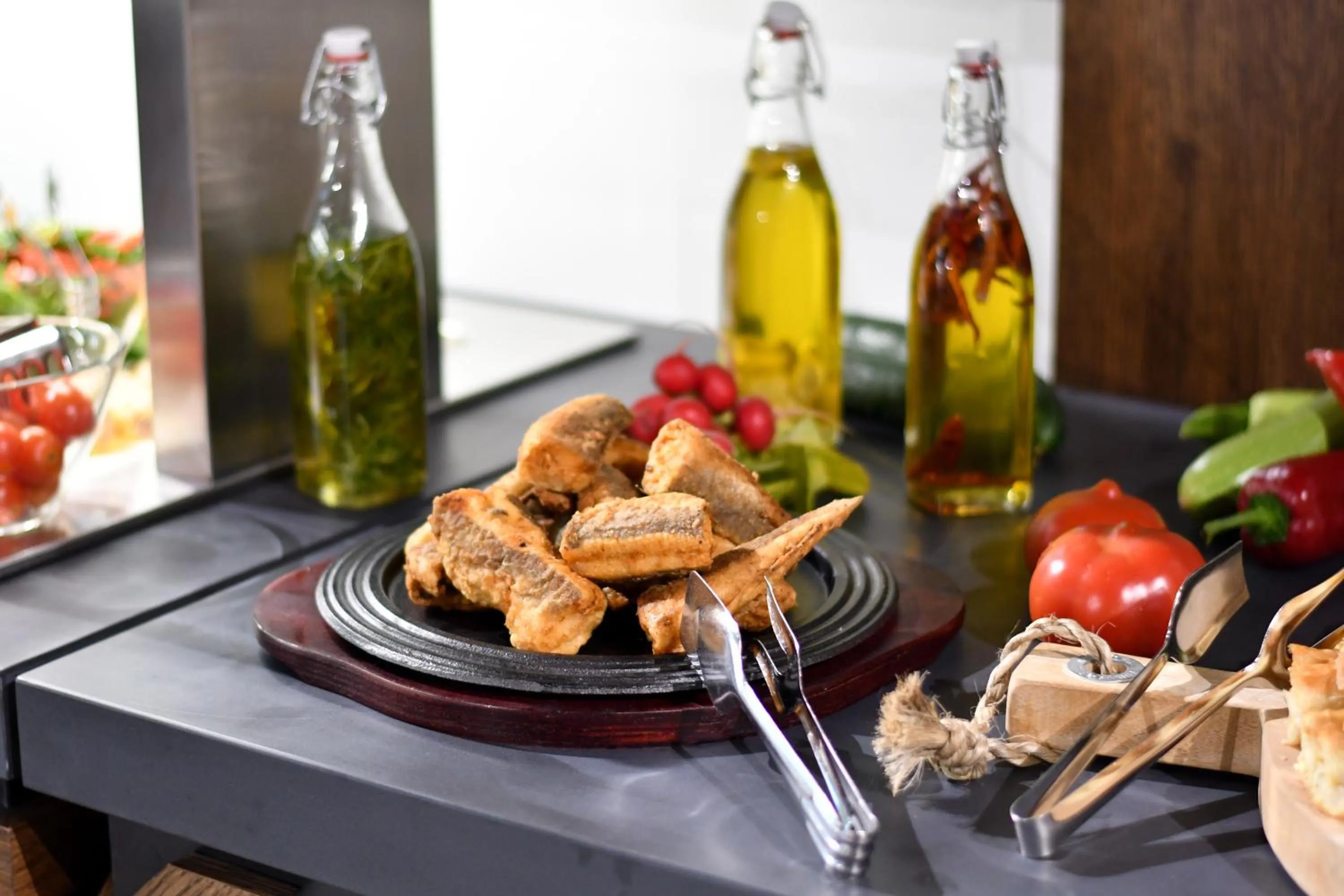 Restaurant/places to eat in Hotel Perla