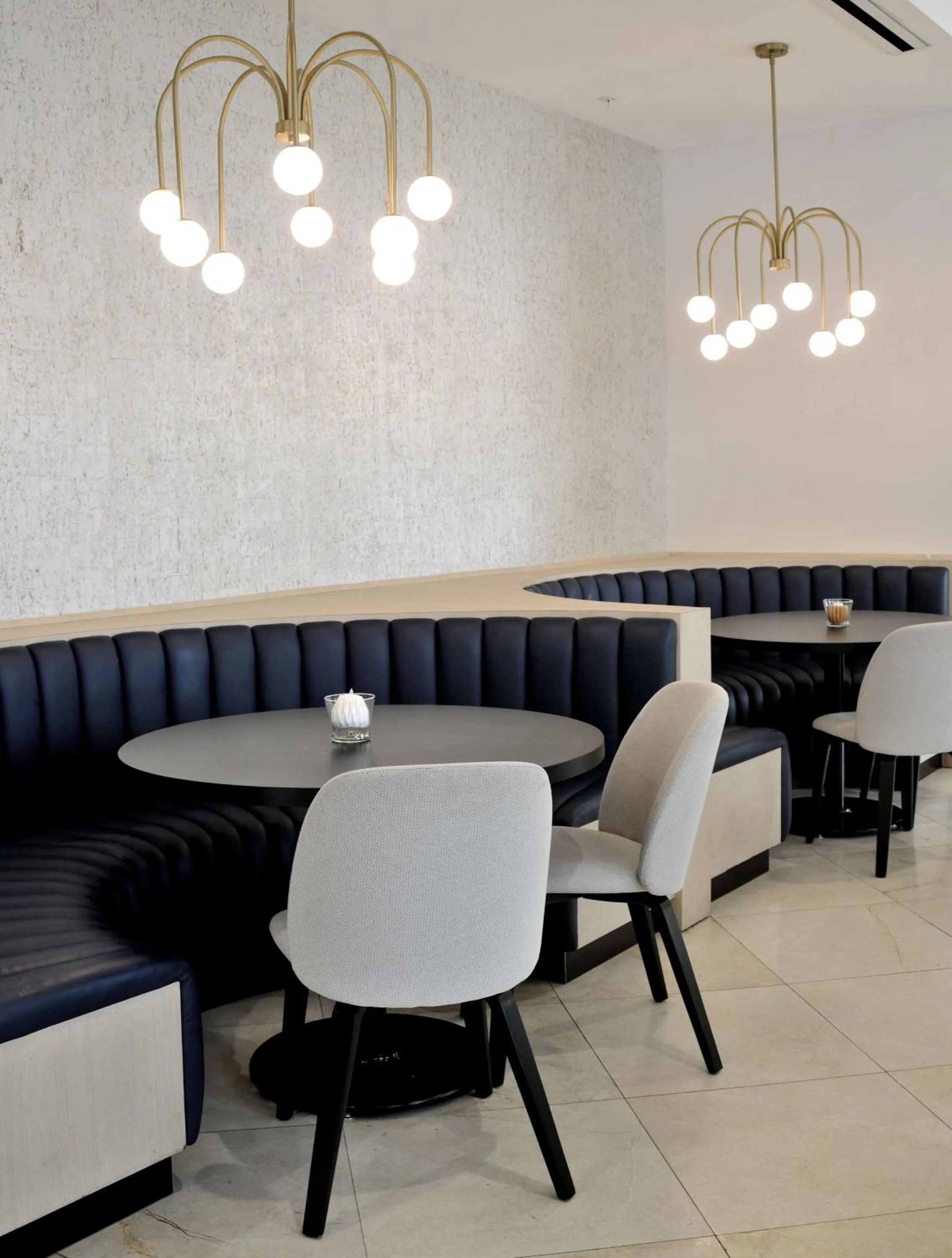 Restaurant/places to eat in Hotel Dello Ft Lauderdale Airport, Tapestry Collection by Hilton