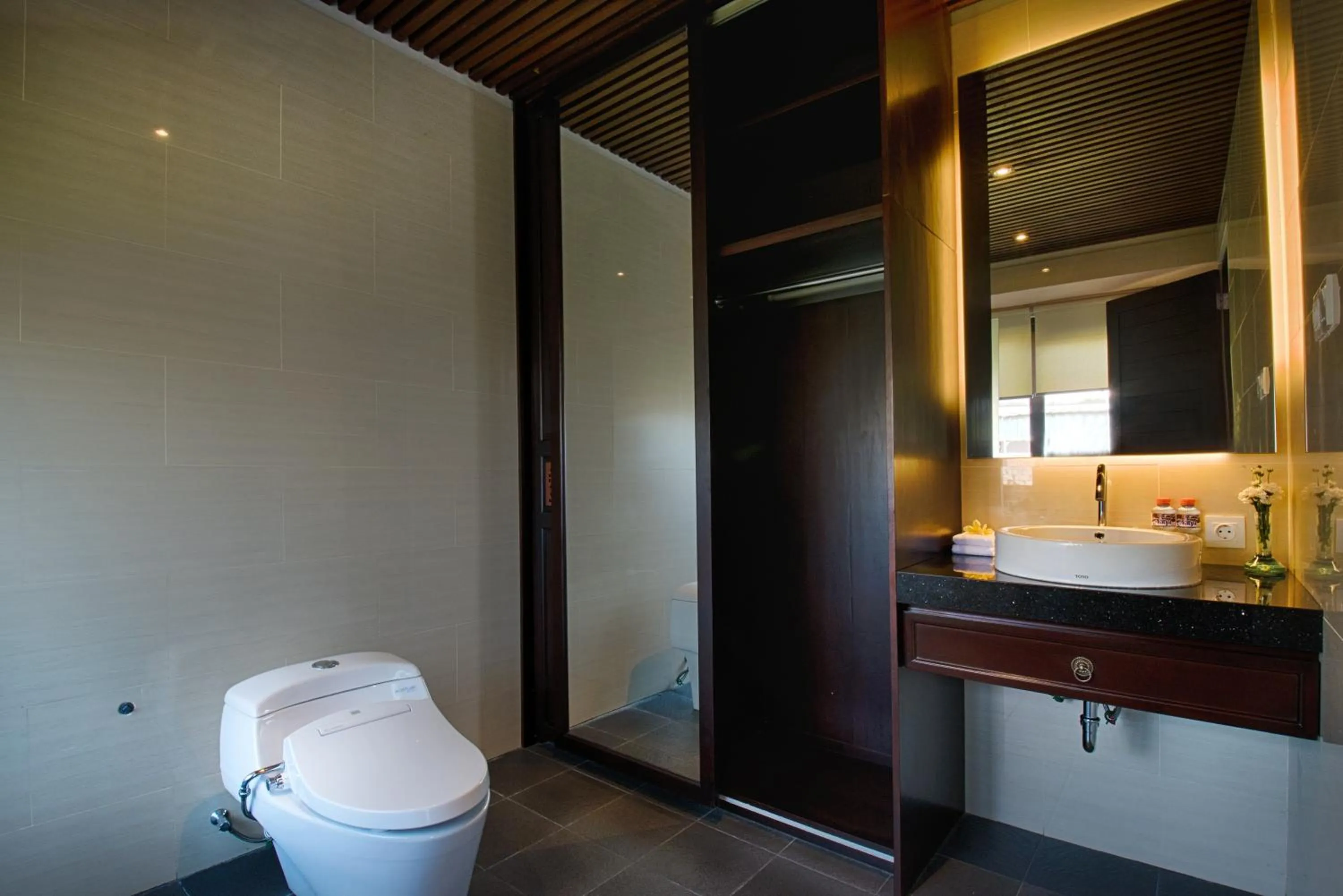 Toilet in Natya Villa Jimbaran