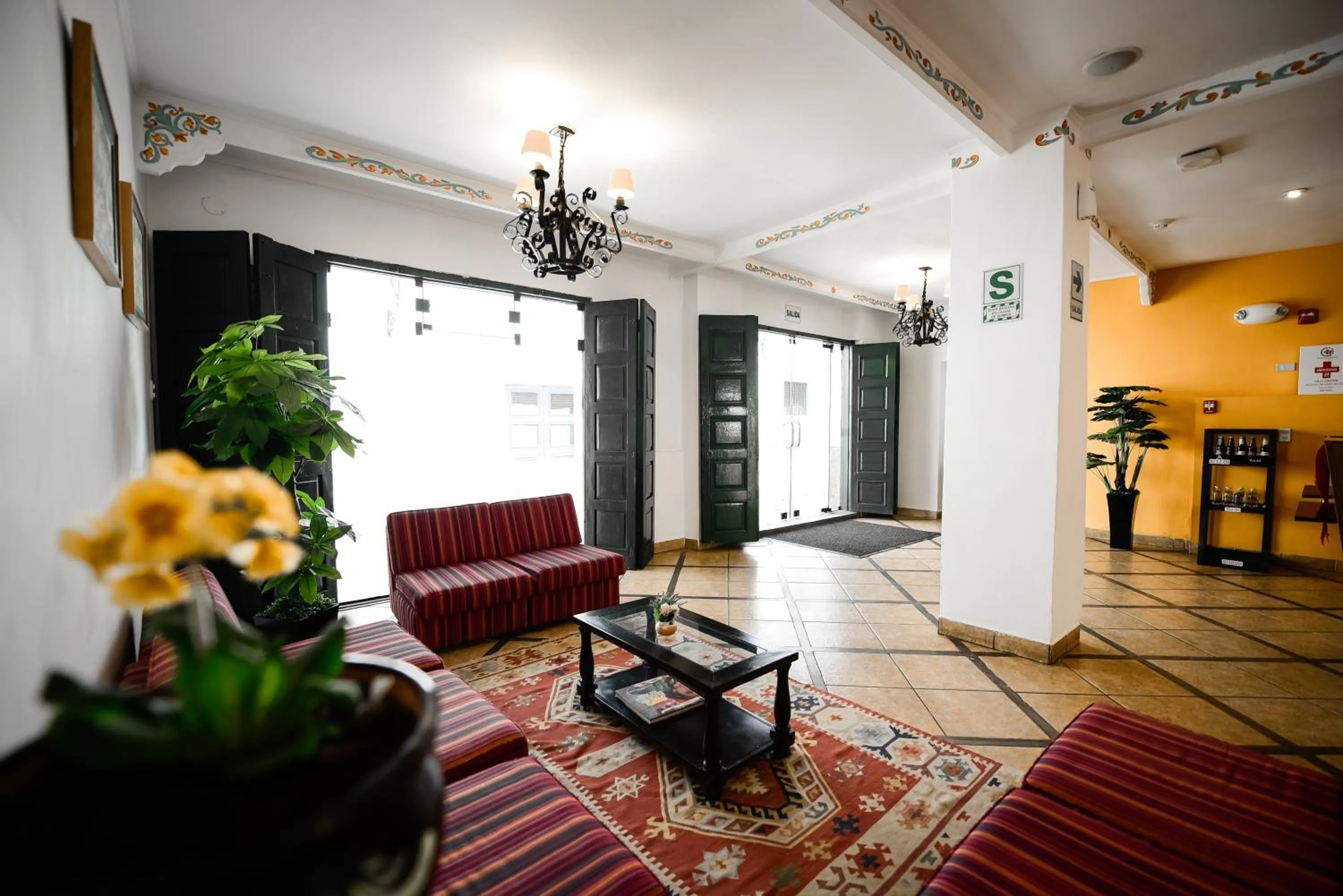 Lobby or reception in Hotel Raymi