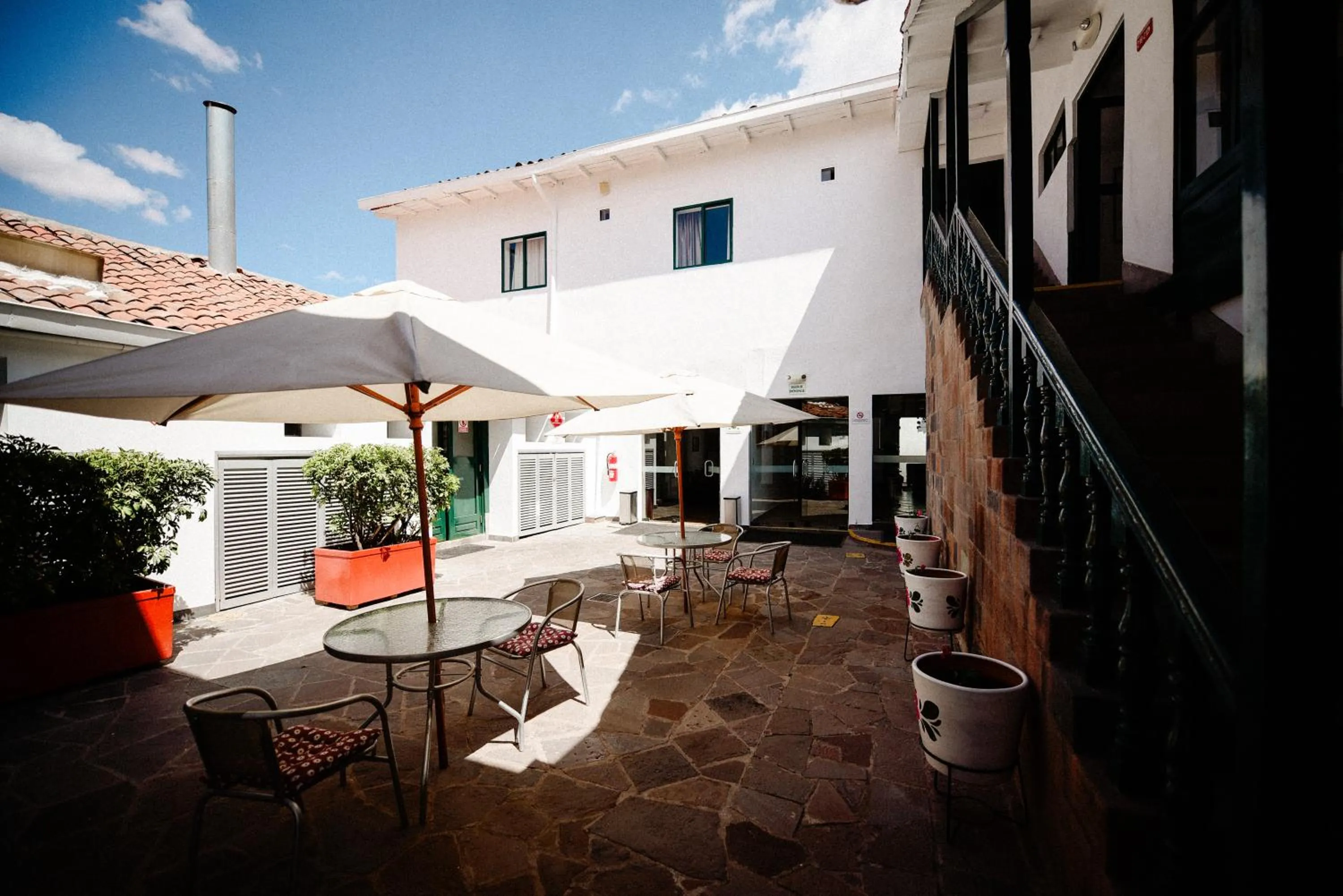 Property building in Hotel Raymi