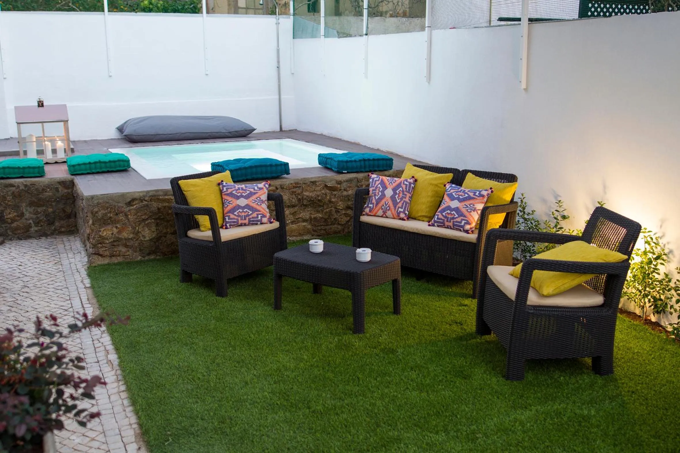 Garden in Art 4 You Cascais Suites