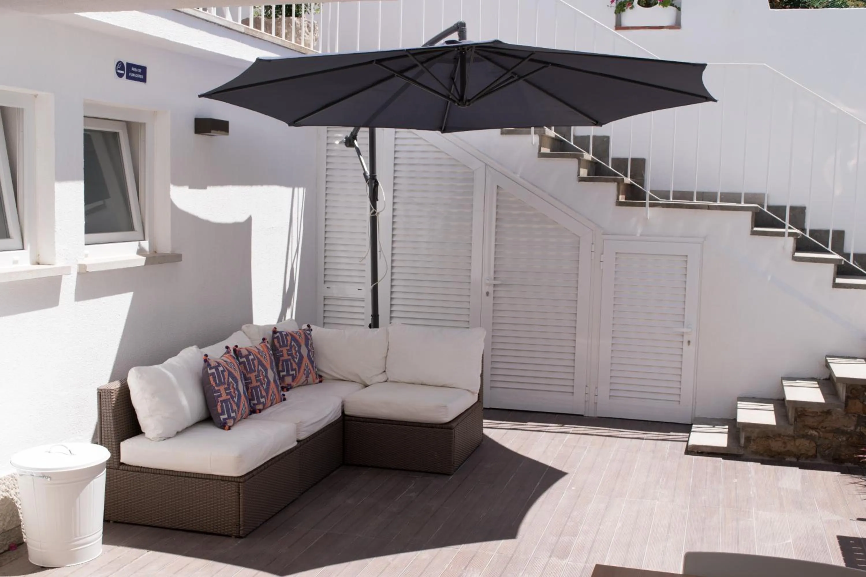 Patio in Art 4 You Cascais Suites