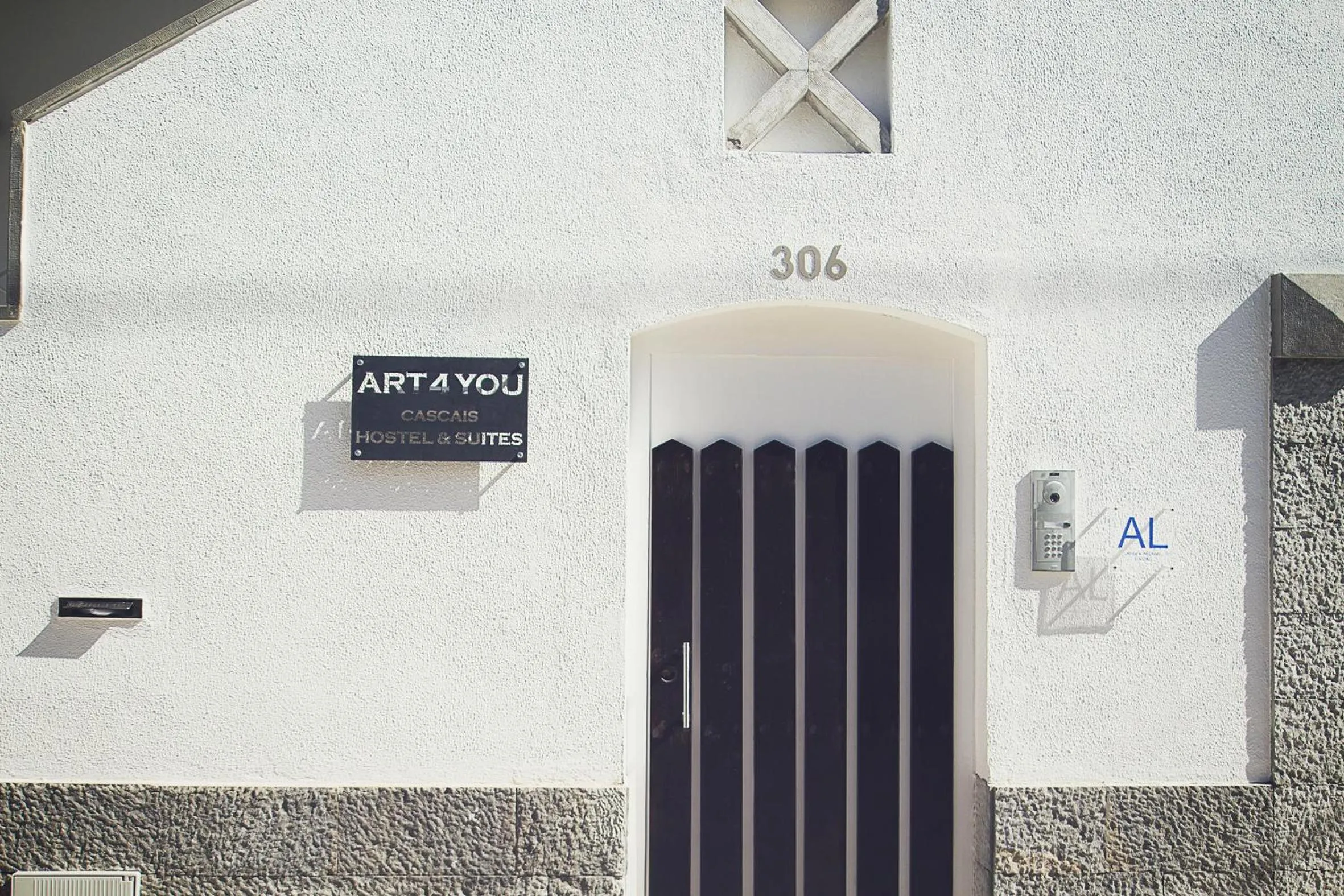 Property logo or sign in Art 4 You Cascais Suites