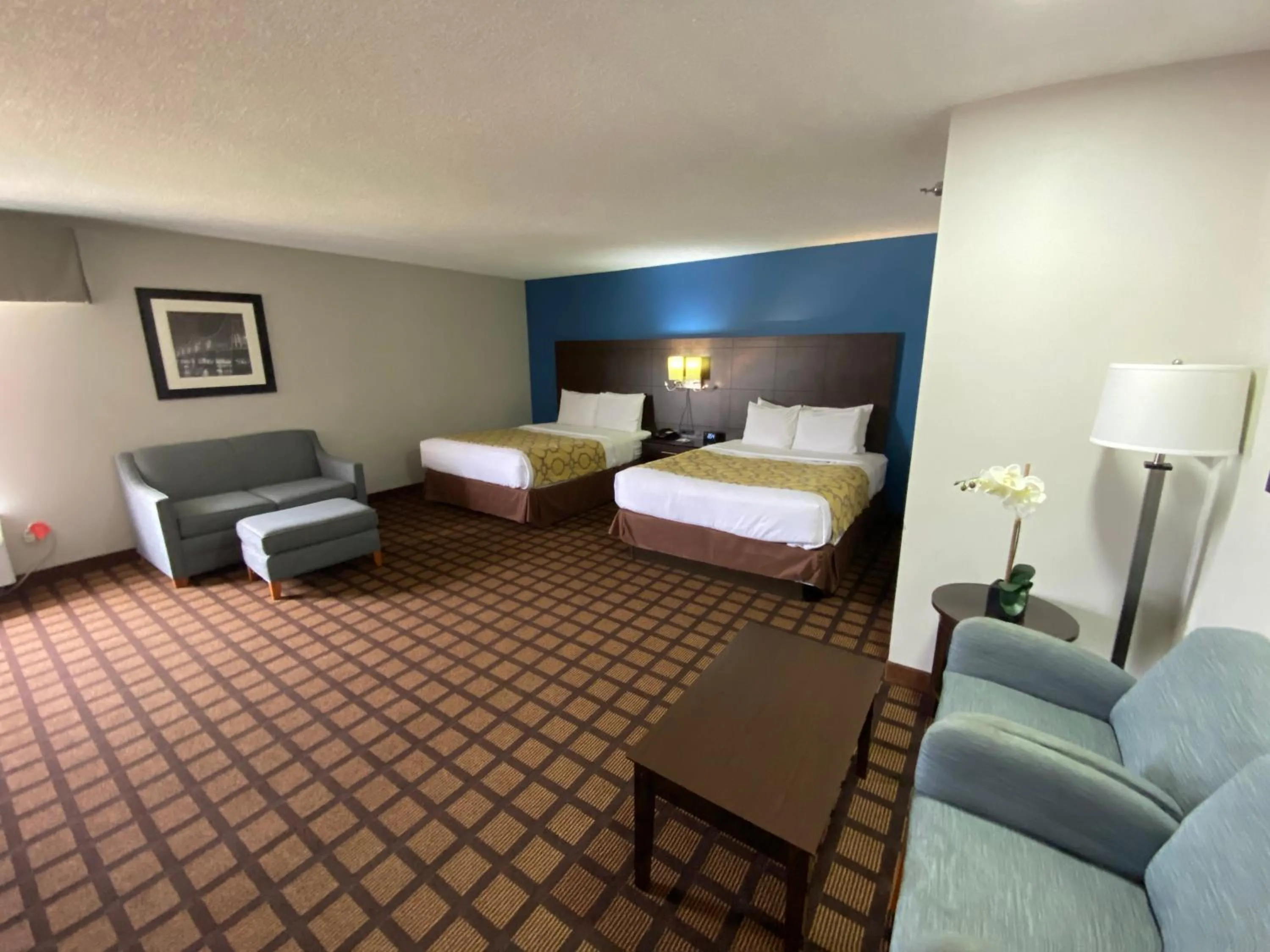 Bedroom, Bed in Baymont by Wyndham Morton