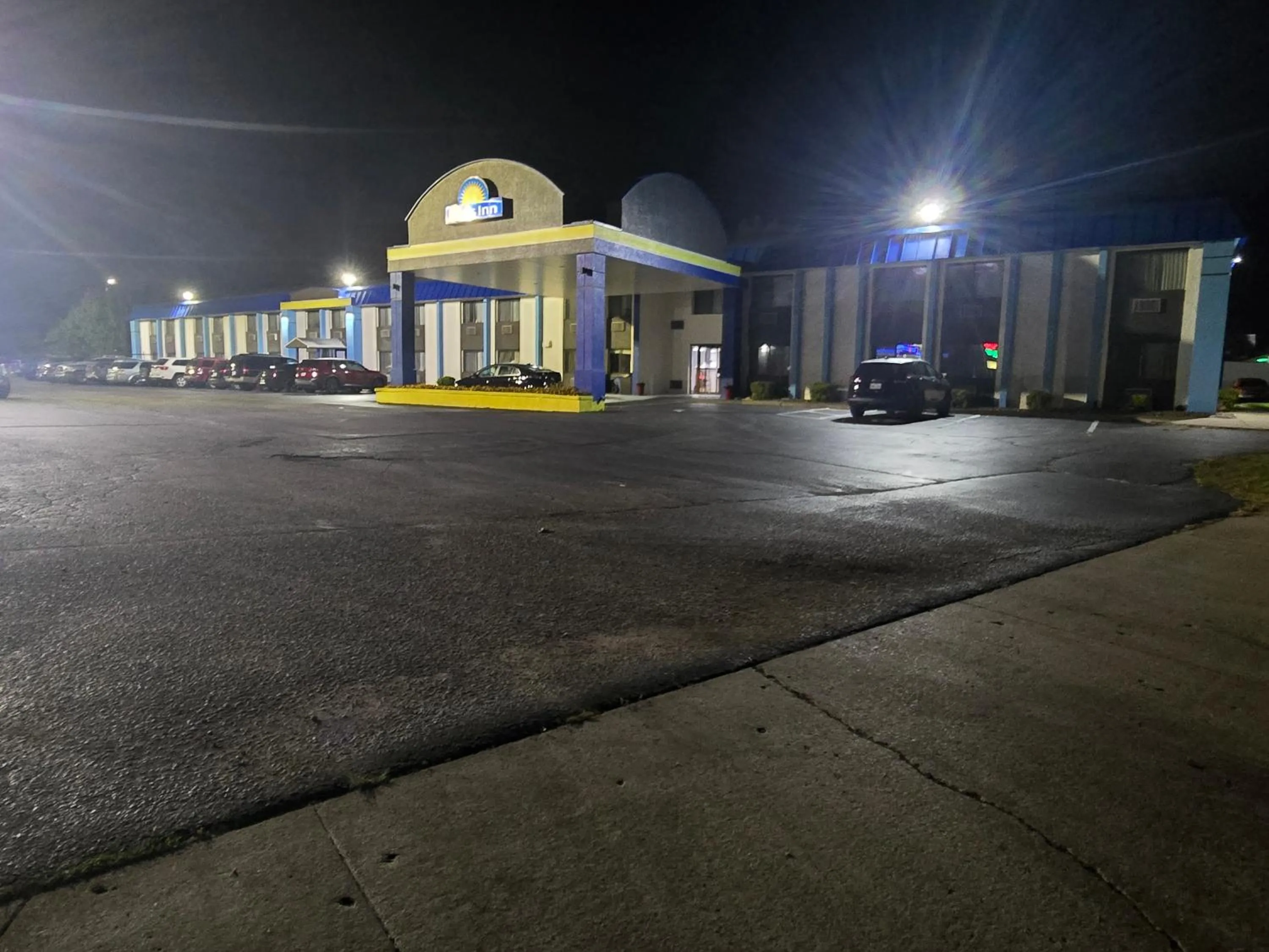 Property building in Days Inn by Wyndham Portage Cascade Mountain area