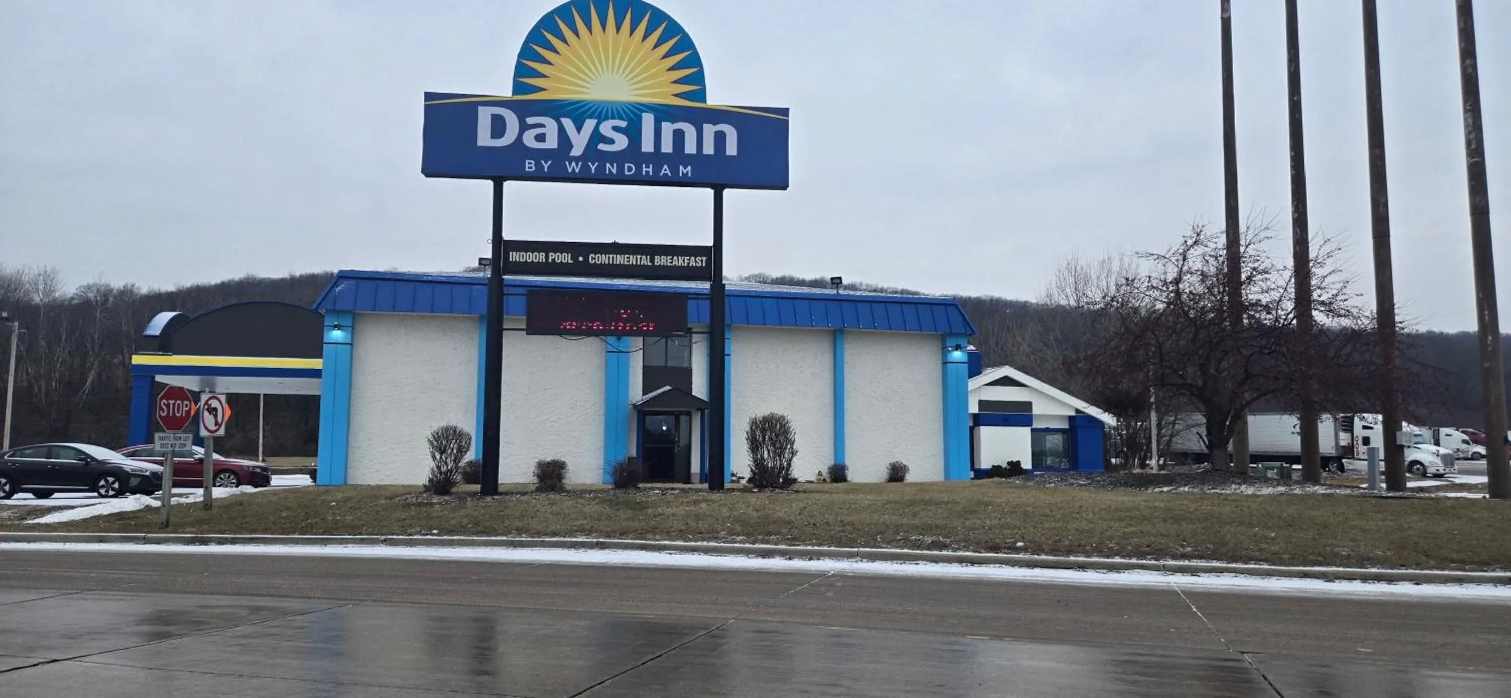 Days Inn by Wyndham Portage Cascade Mountain area