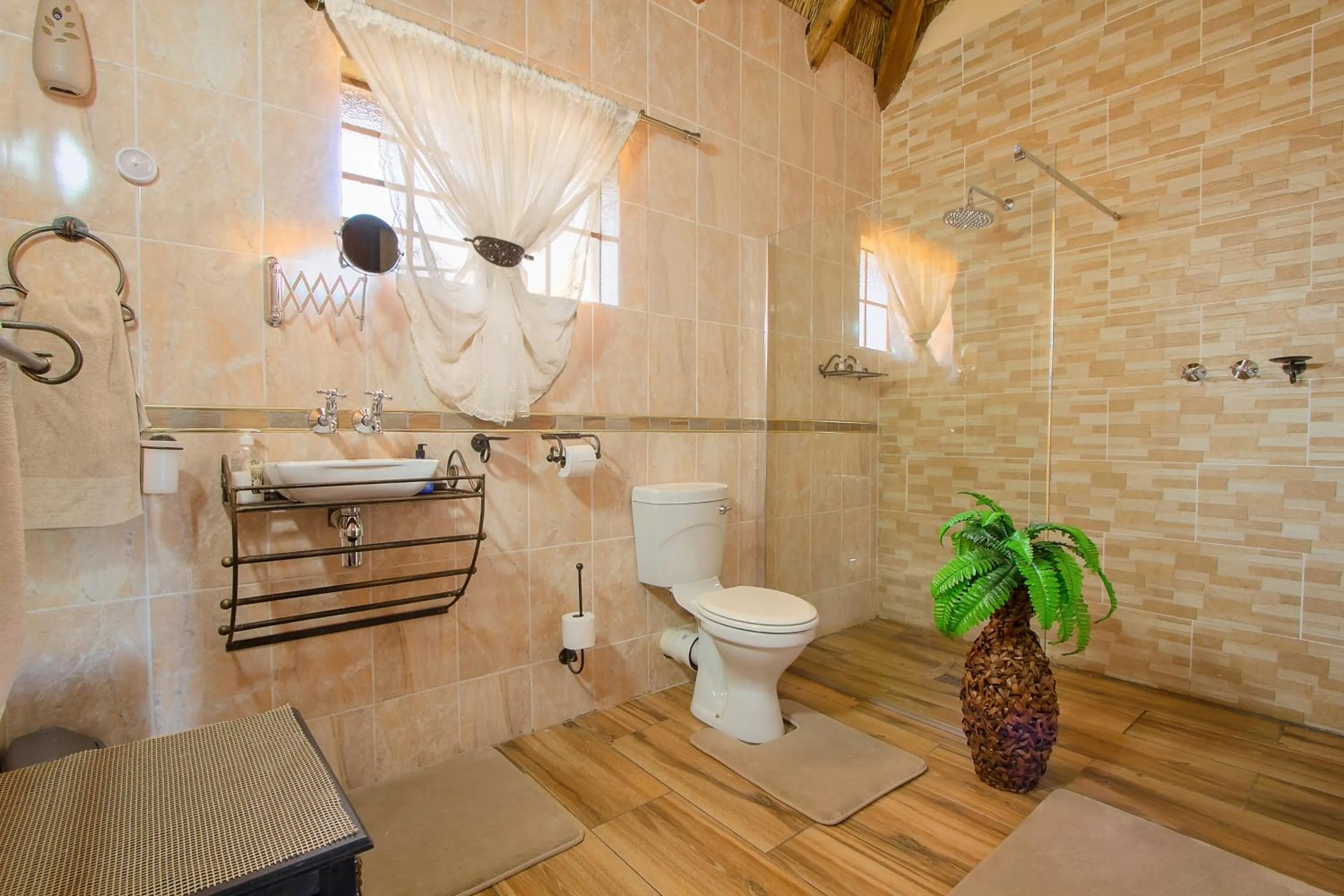 Bathroom in All over Africa Guest house