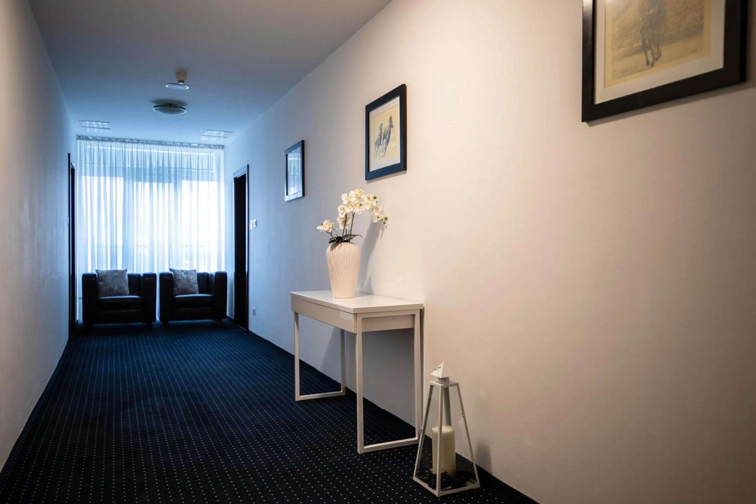 Seating area in Aston Hotel