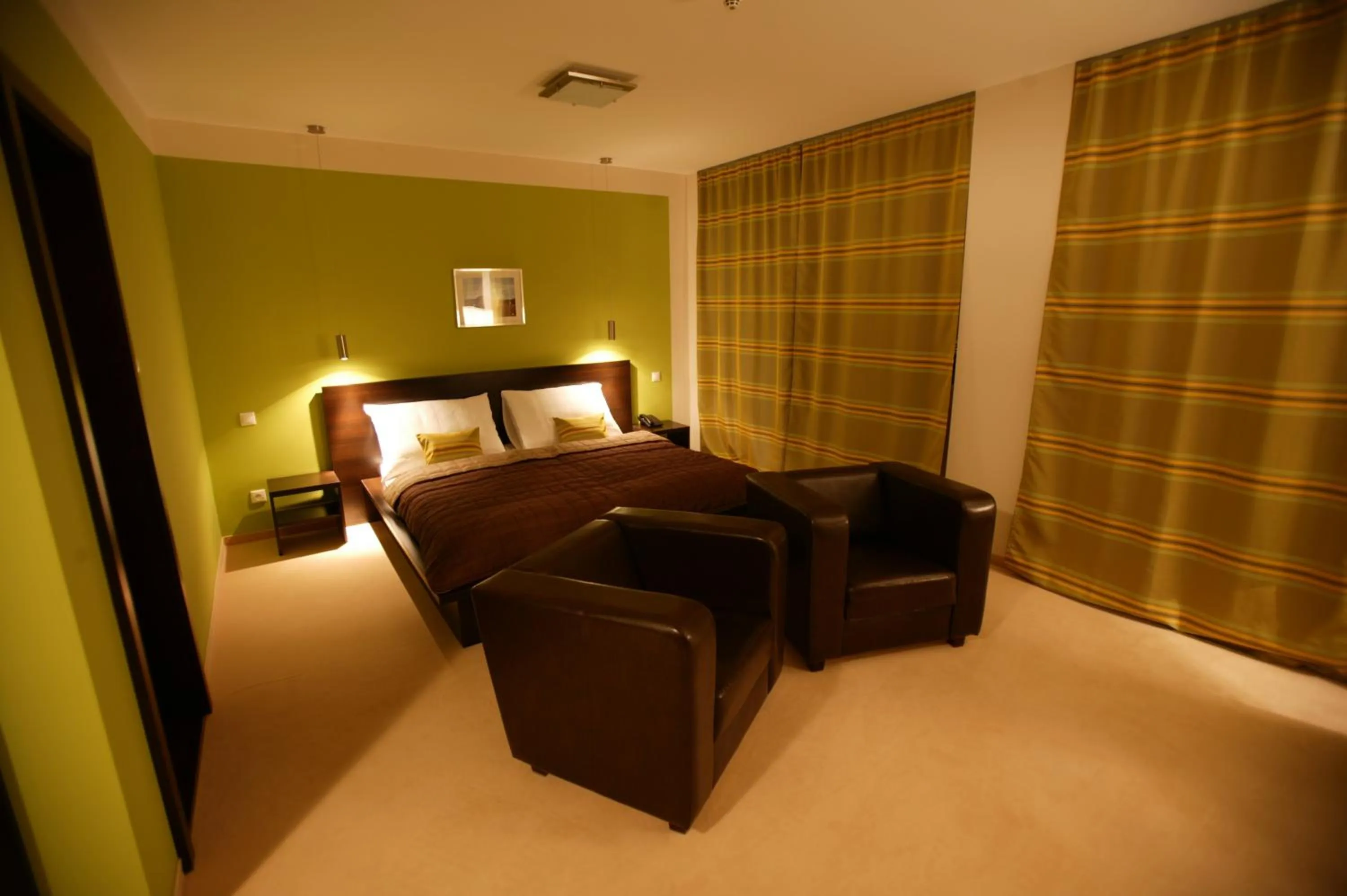 Decorative detail, Bed in Aston Hotel