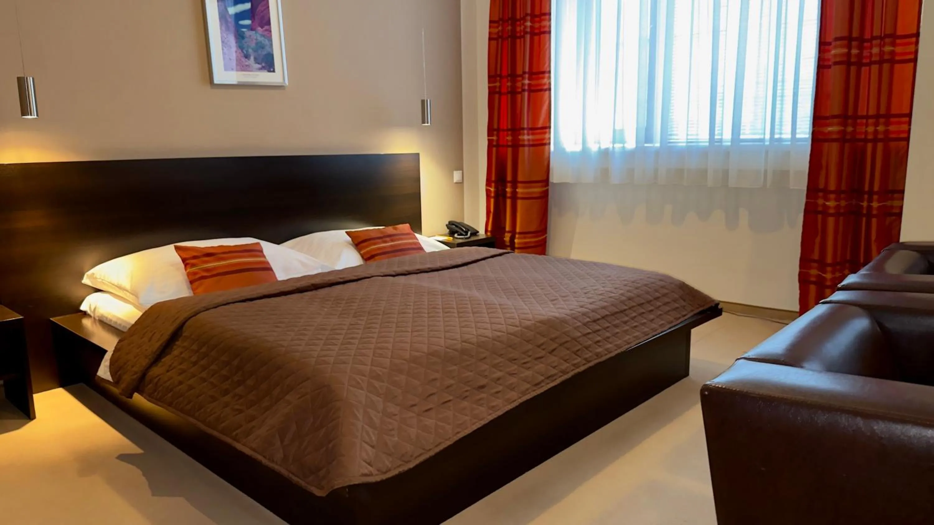 Photo of the whole room, Bed in Aston Hotel