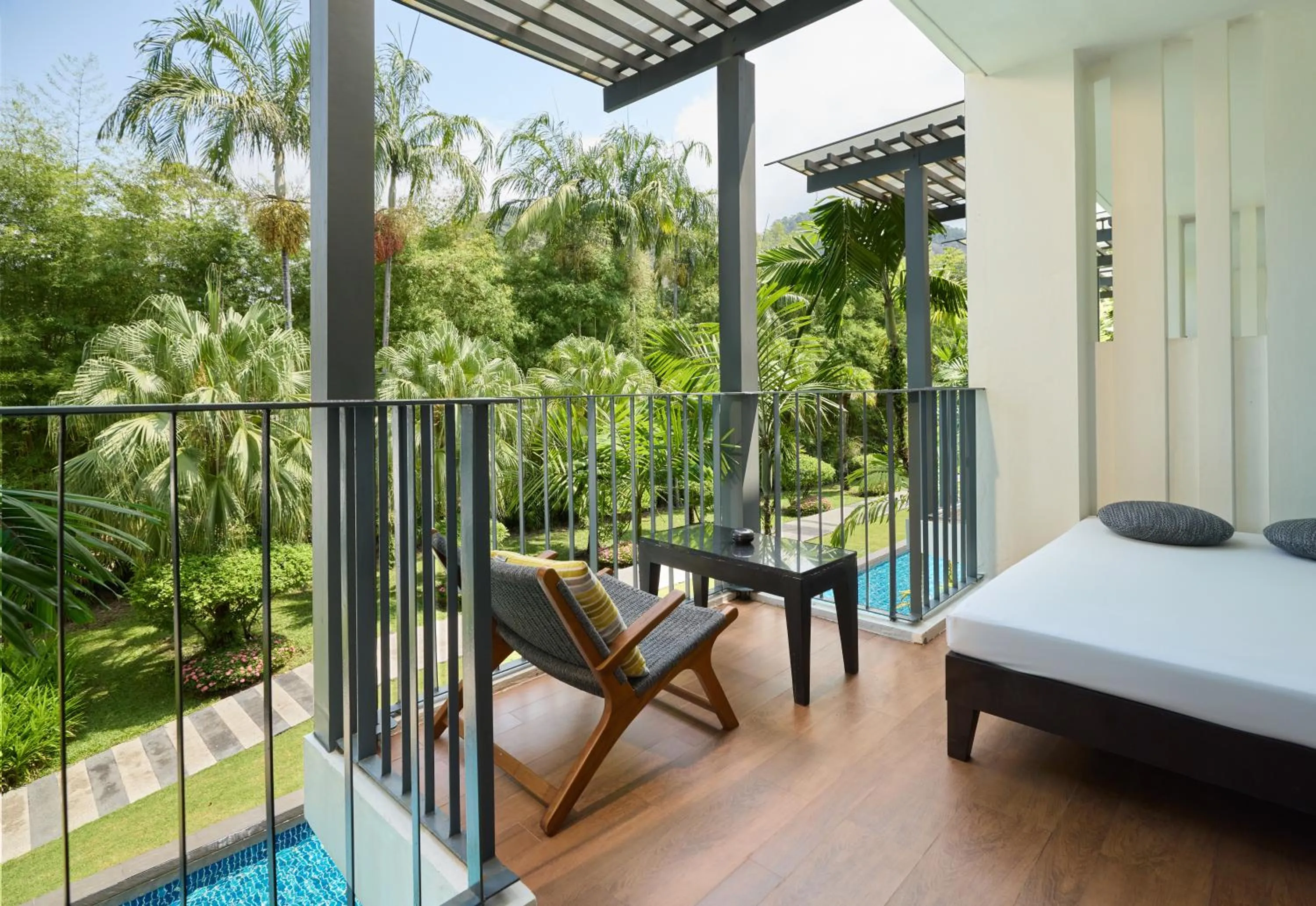 Balcony/Terrace, Bed in The Chill Resort and Spa, Koh Chang
