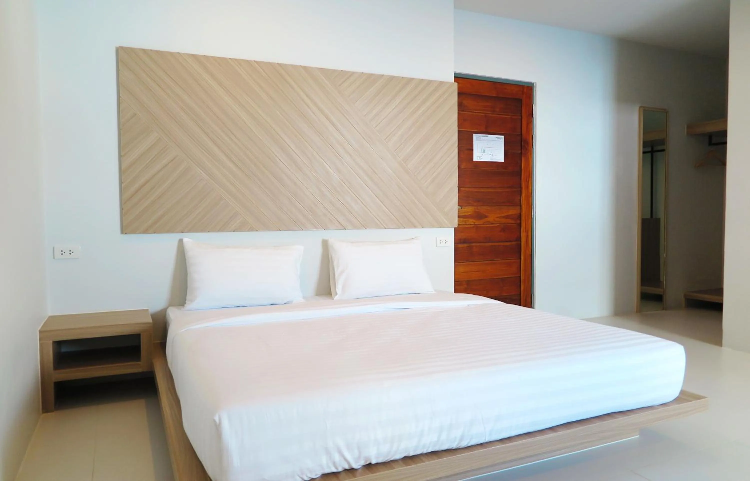 Bed in Phuket Marine Poshtel - SHA Plus