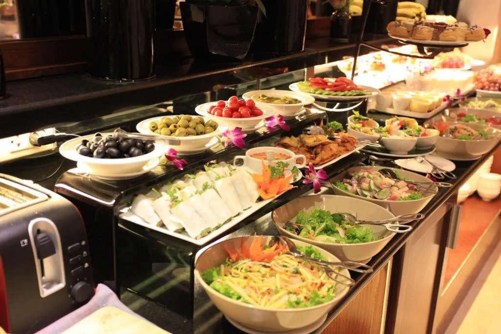 Buffet breakfast in Ambassador Hanoi Hotel & Spa