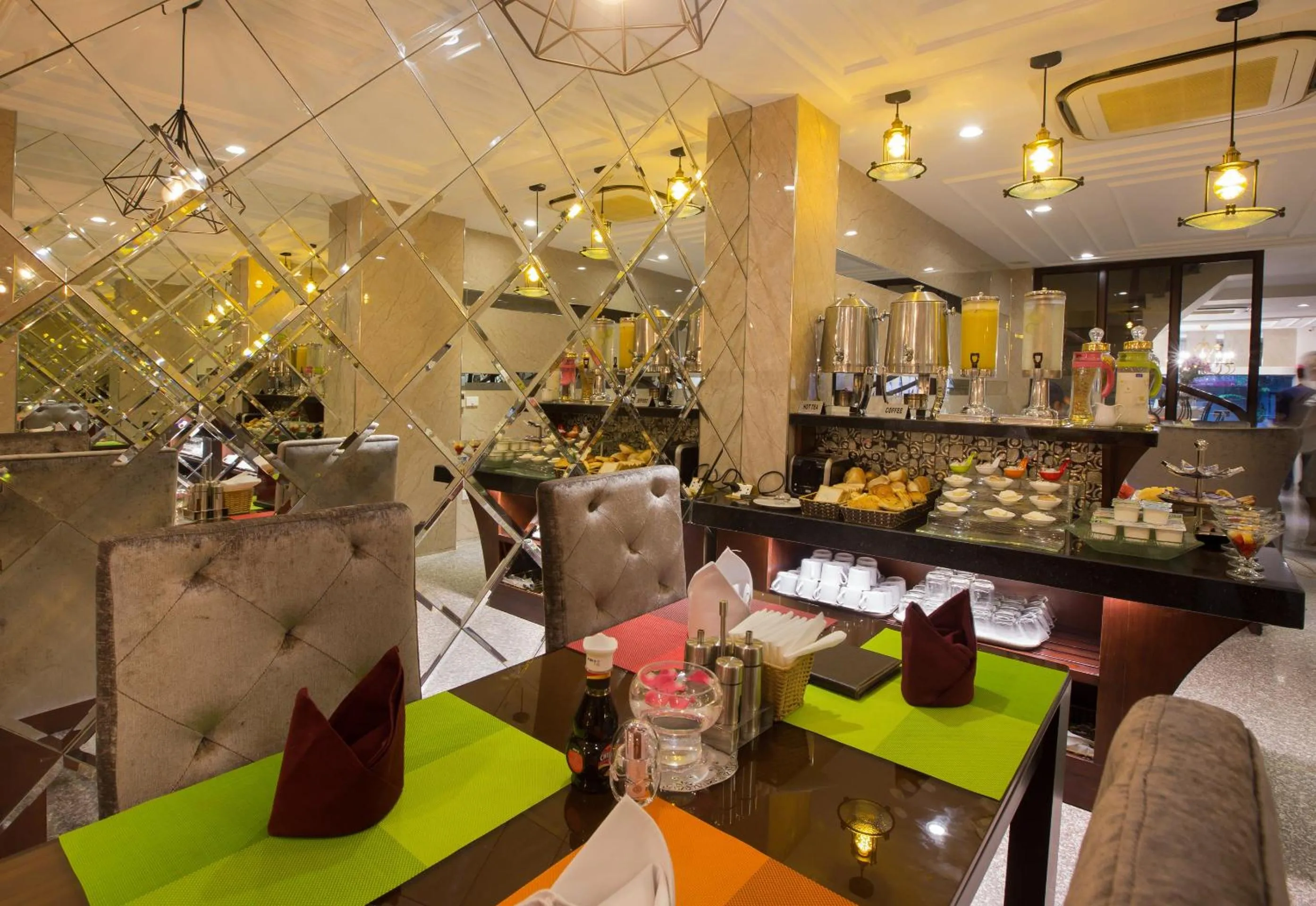 Restaurant/Places to Eat in Hanoi Trendy Hotel & Spa