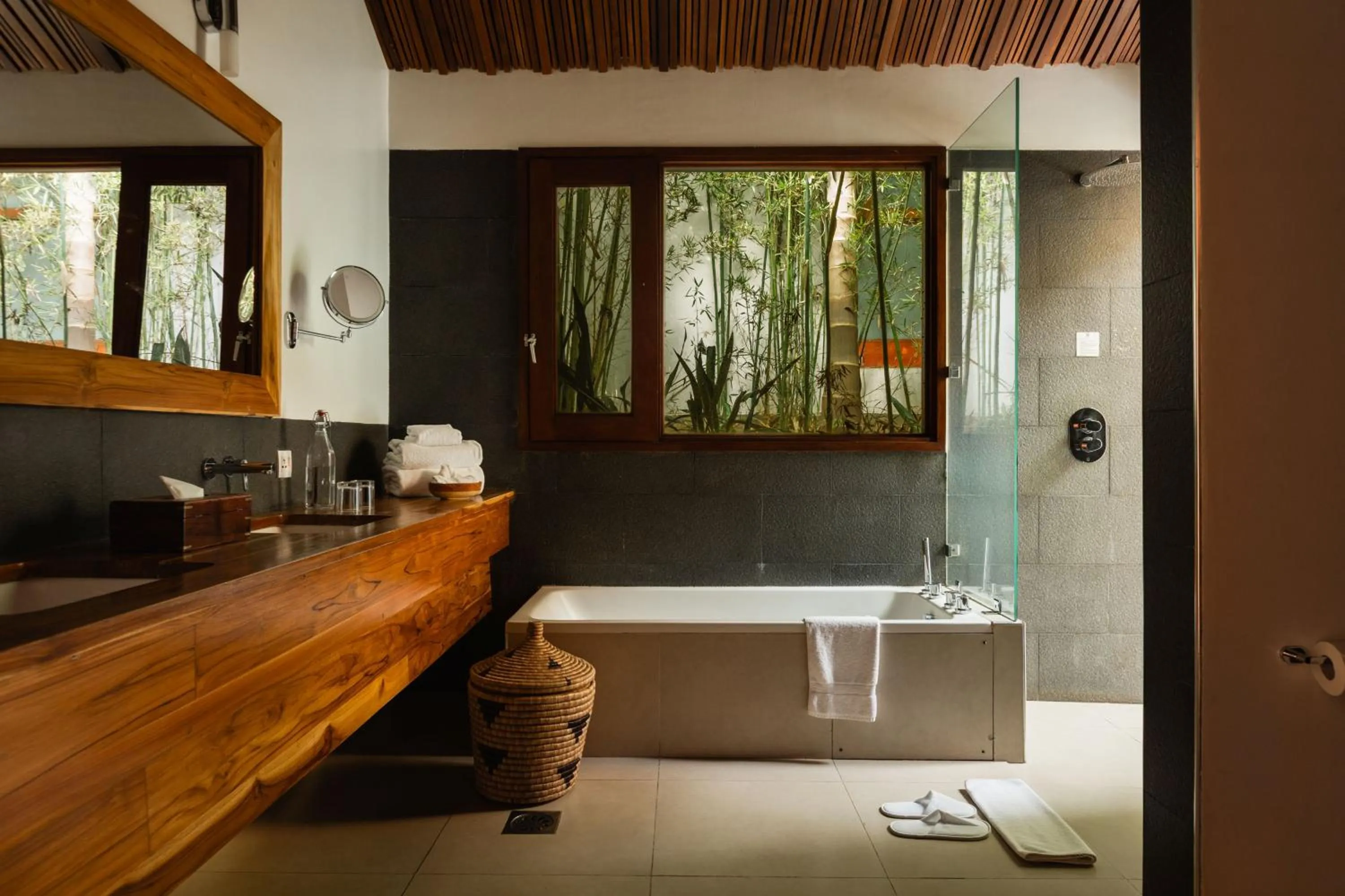 Bathroom in Hemingways Retreat Kigali