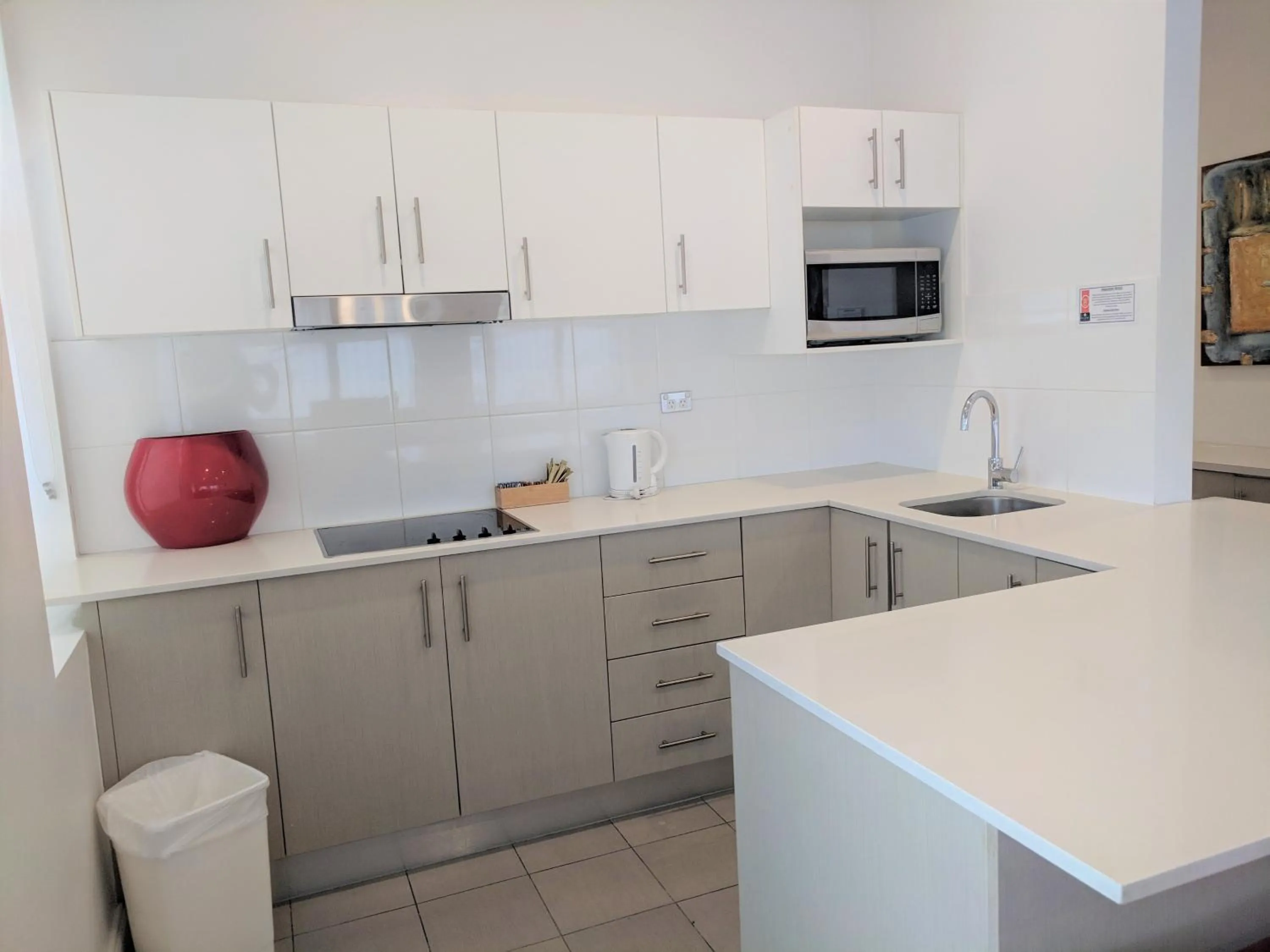 Kitchen or kitchenette in Nesuto Woolloomooloo