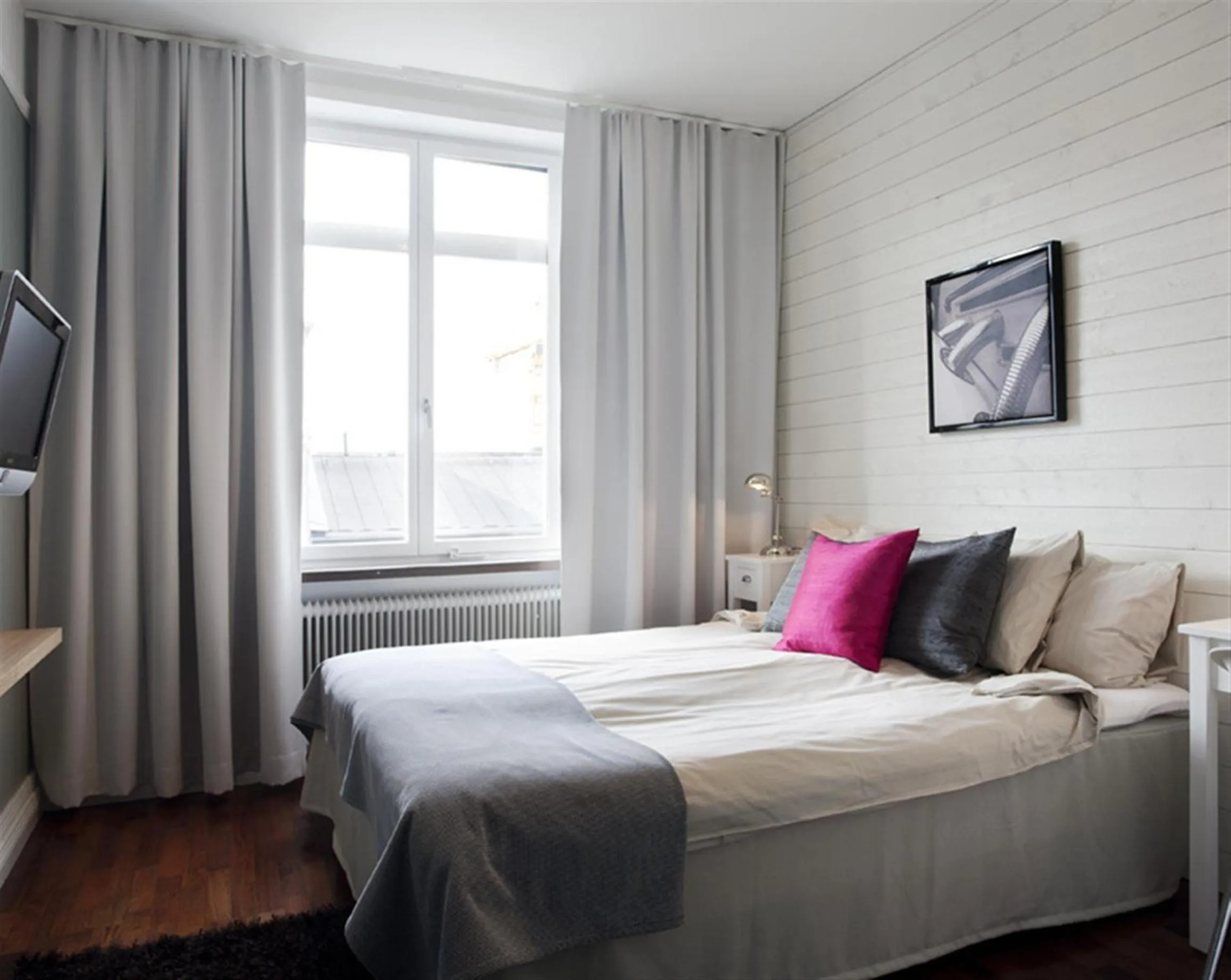 Photo of the whole room, Bed in Hotel Örebro