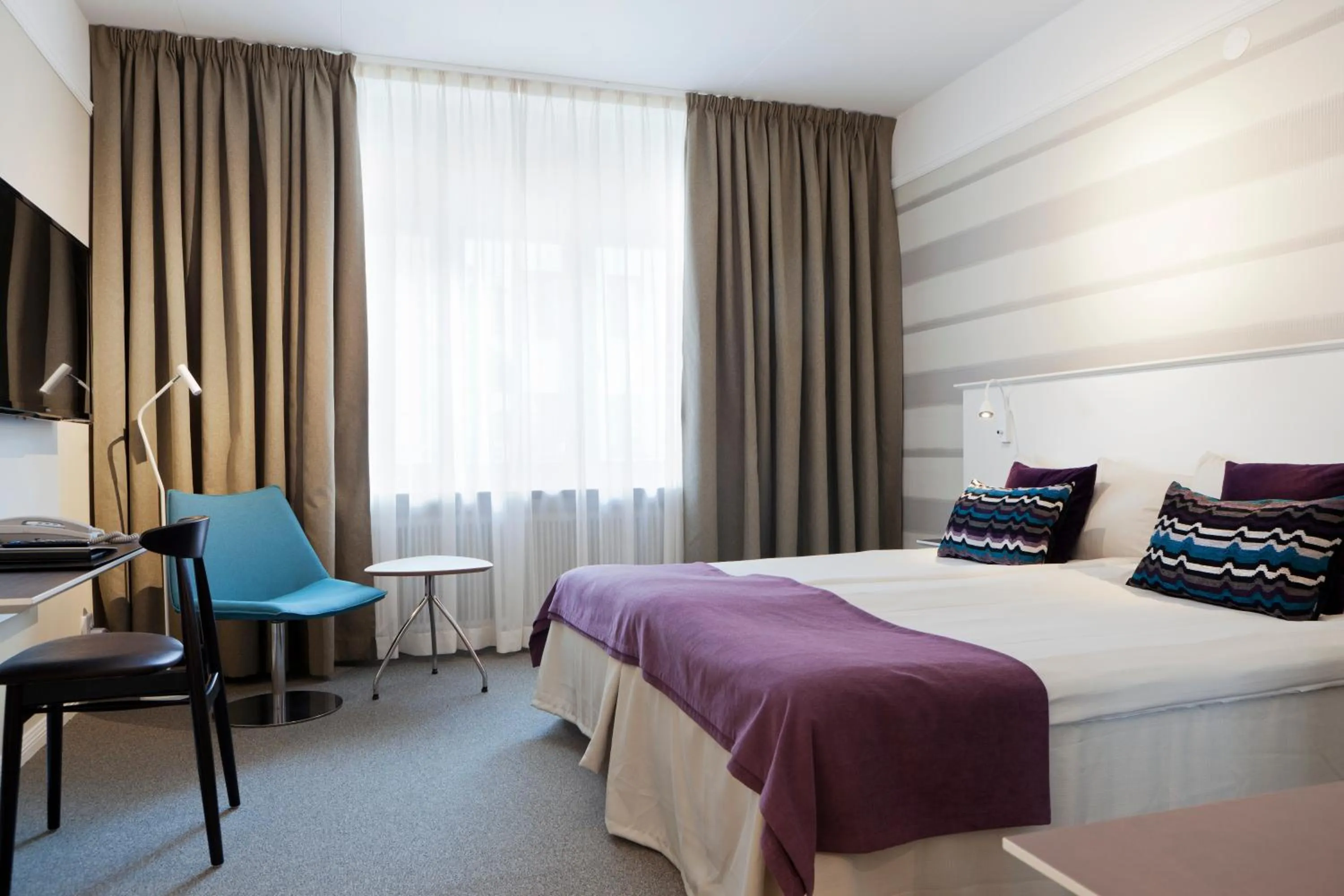 Bed in Hotel Örebro