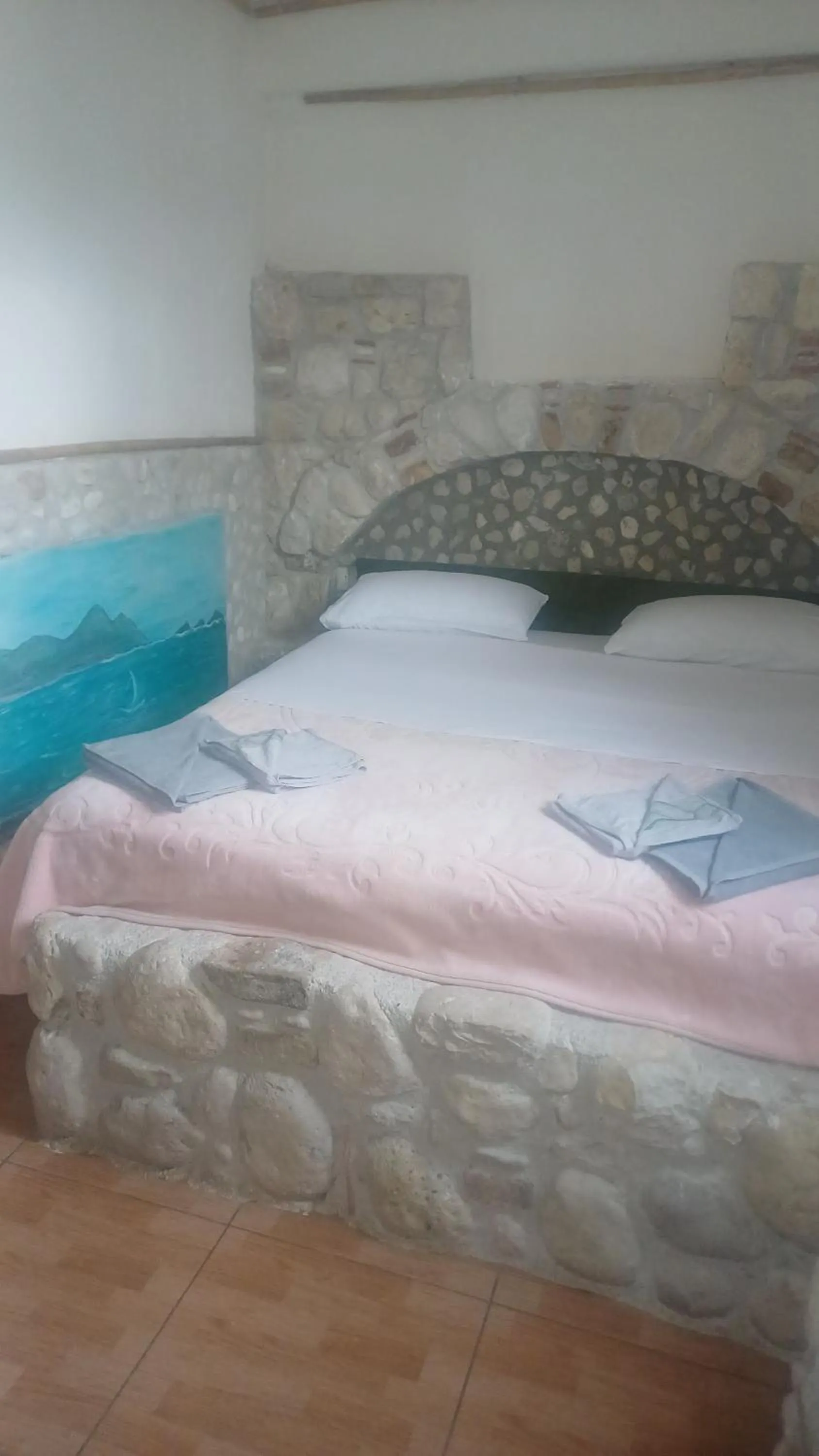 Bed in Maxola's Dream Orikum