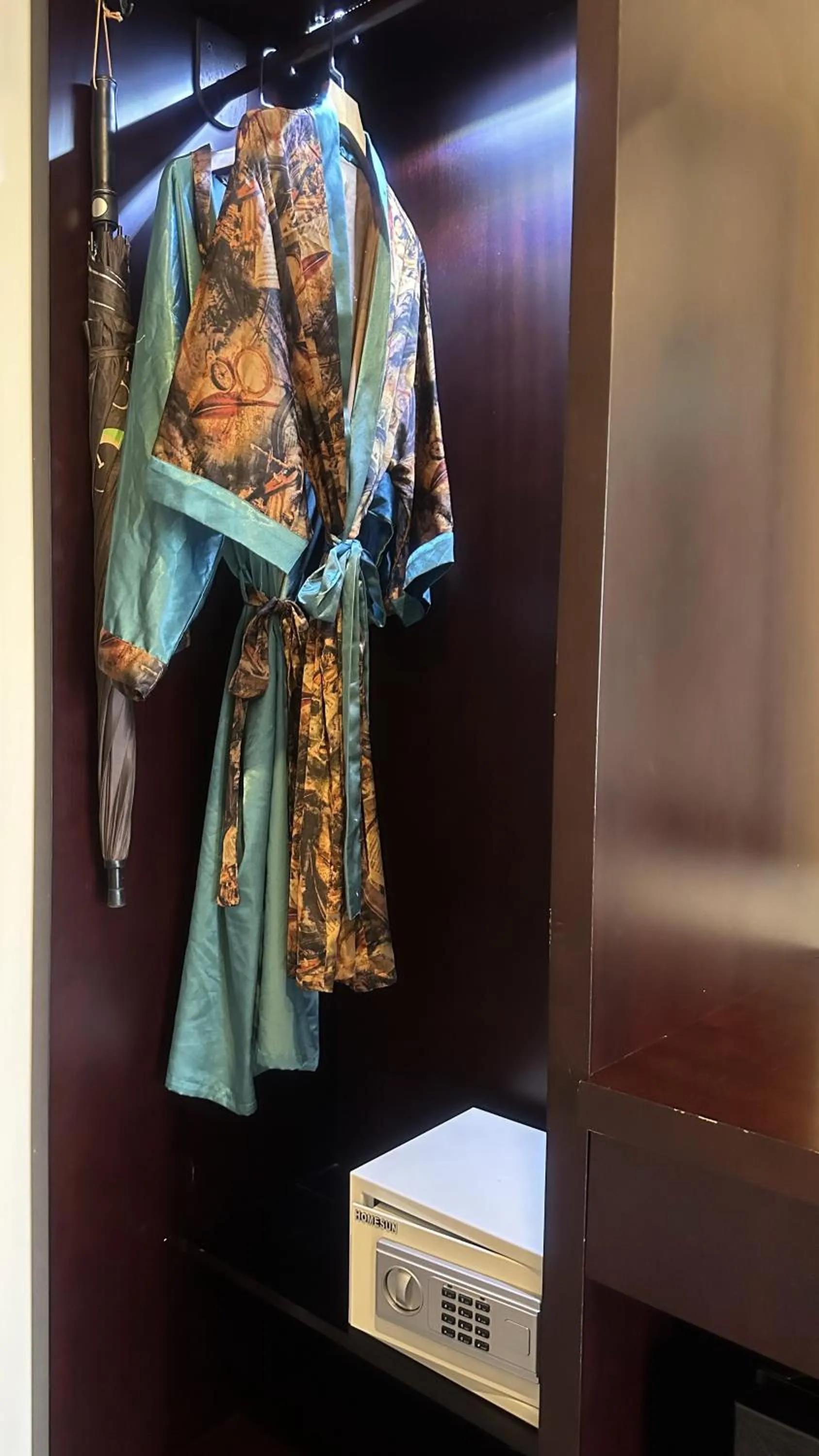 wardrobe in The Quin Riverside Villa