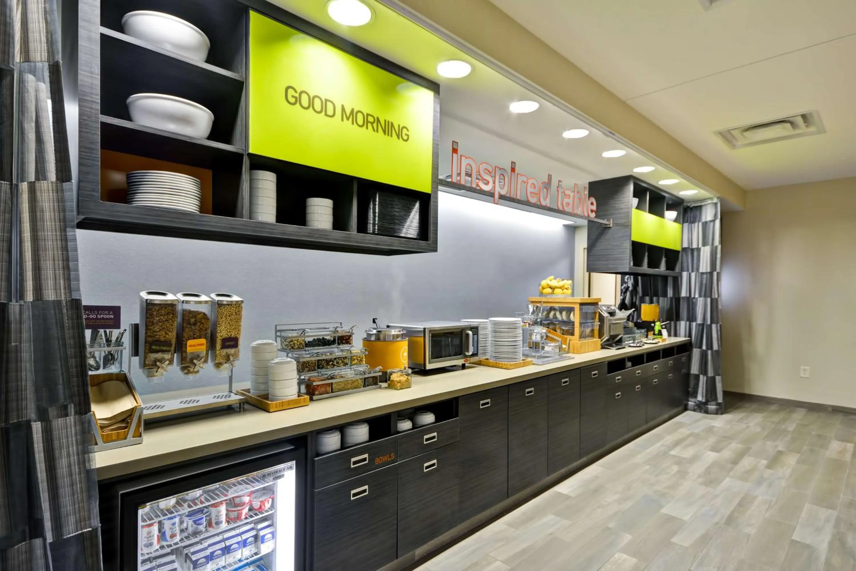 Breakfast in Home2 Suites By Hilton Opelika Auburn