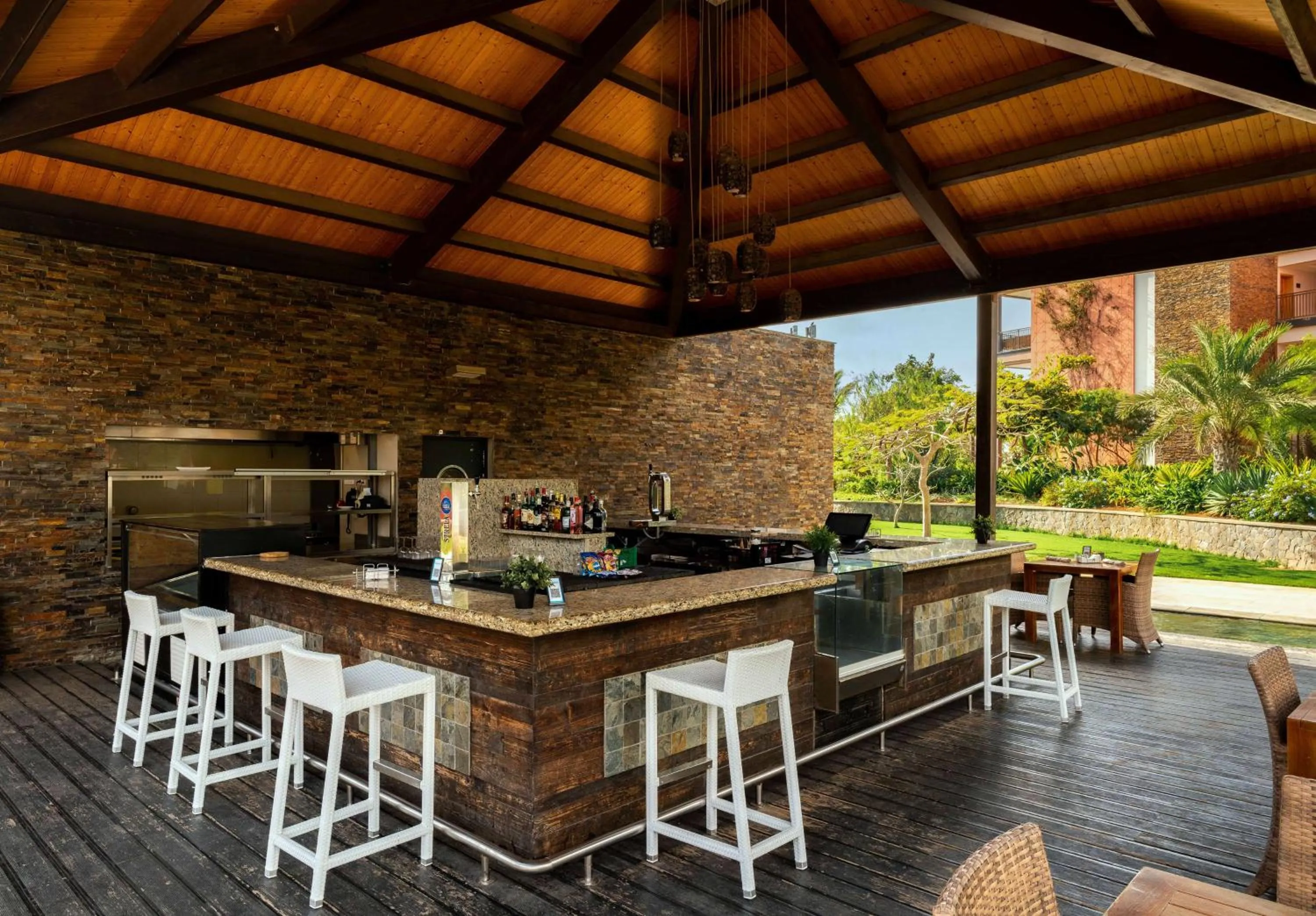 Lounge or bar in Hilton Cabo Verde Sal Resort