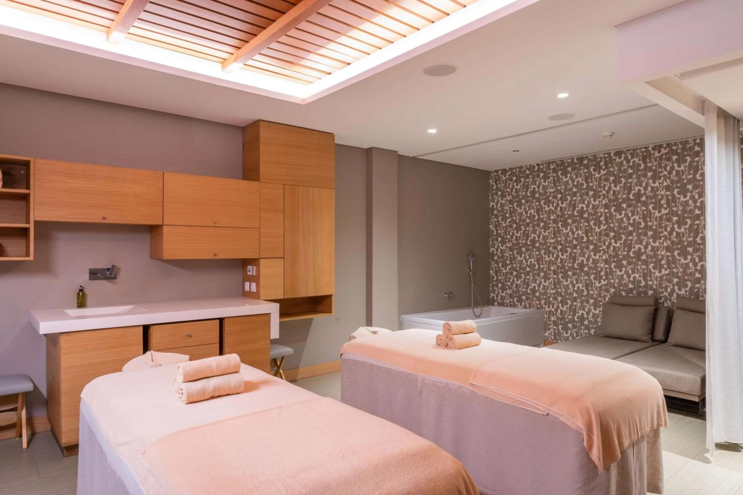 Spa and wellness centre/facilities, Bed in Hilton Cabo Verde Sal Resort
