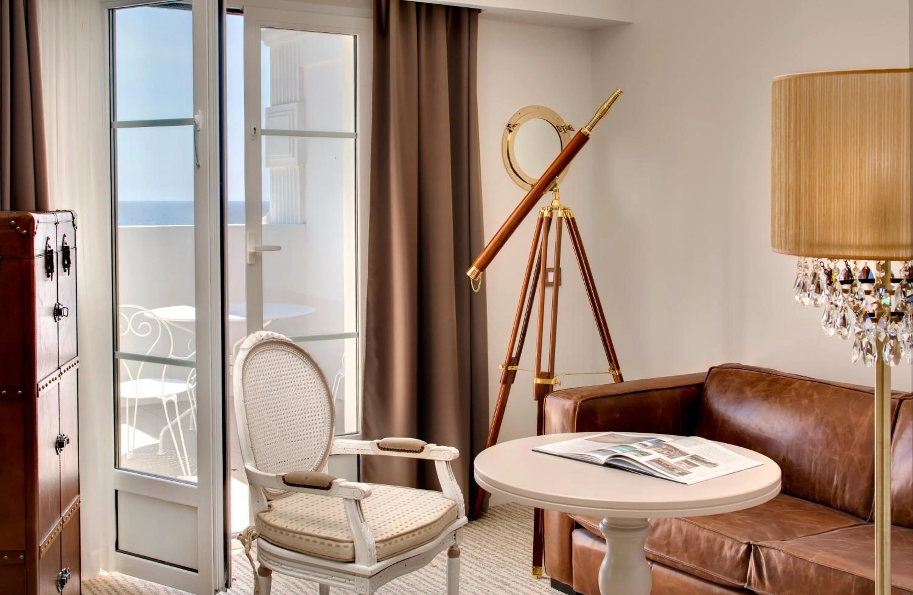 Grand Hotel Des Sablettes Plage, Curio Collection By Hilton