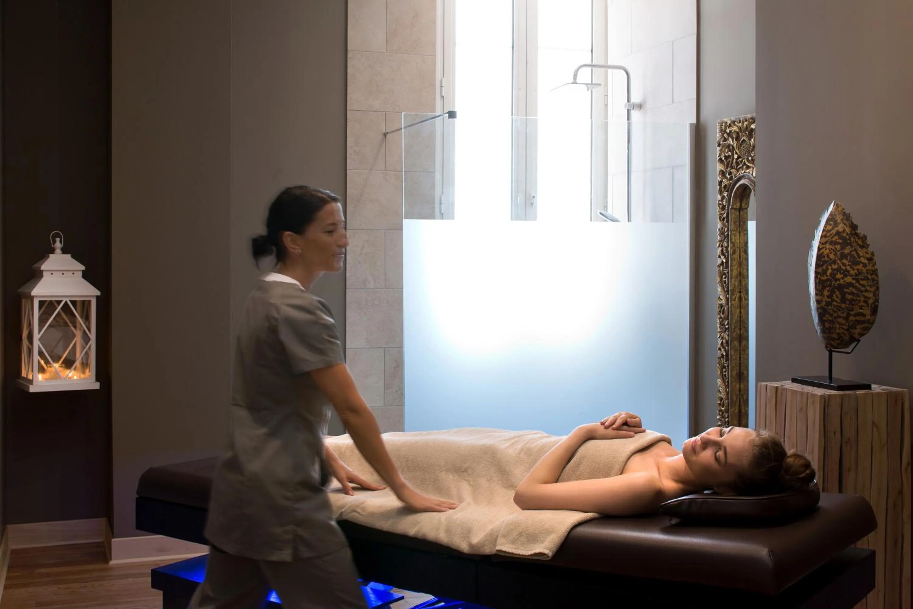 Grand Hotel Des Sablettes Plage, Curio Collection By Hilton