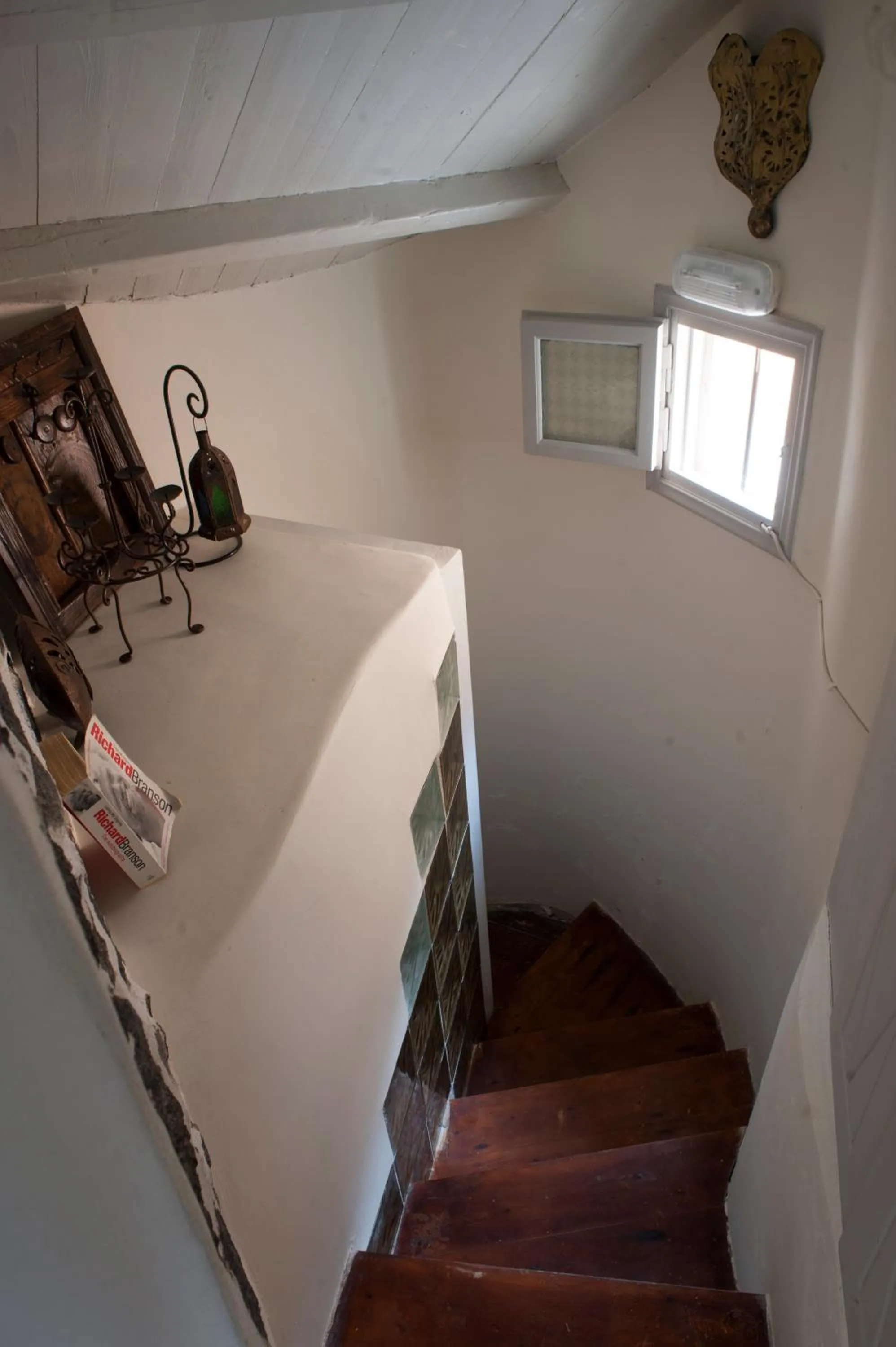 Other in Heliophos Boutique Caves