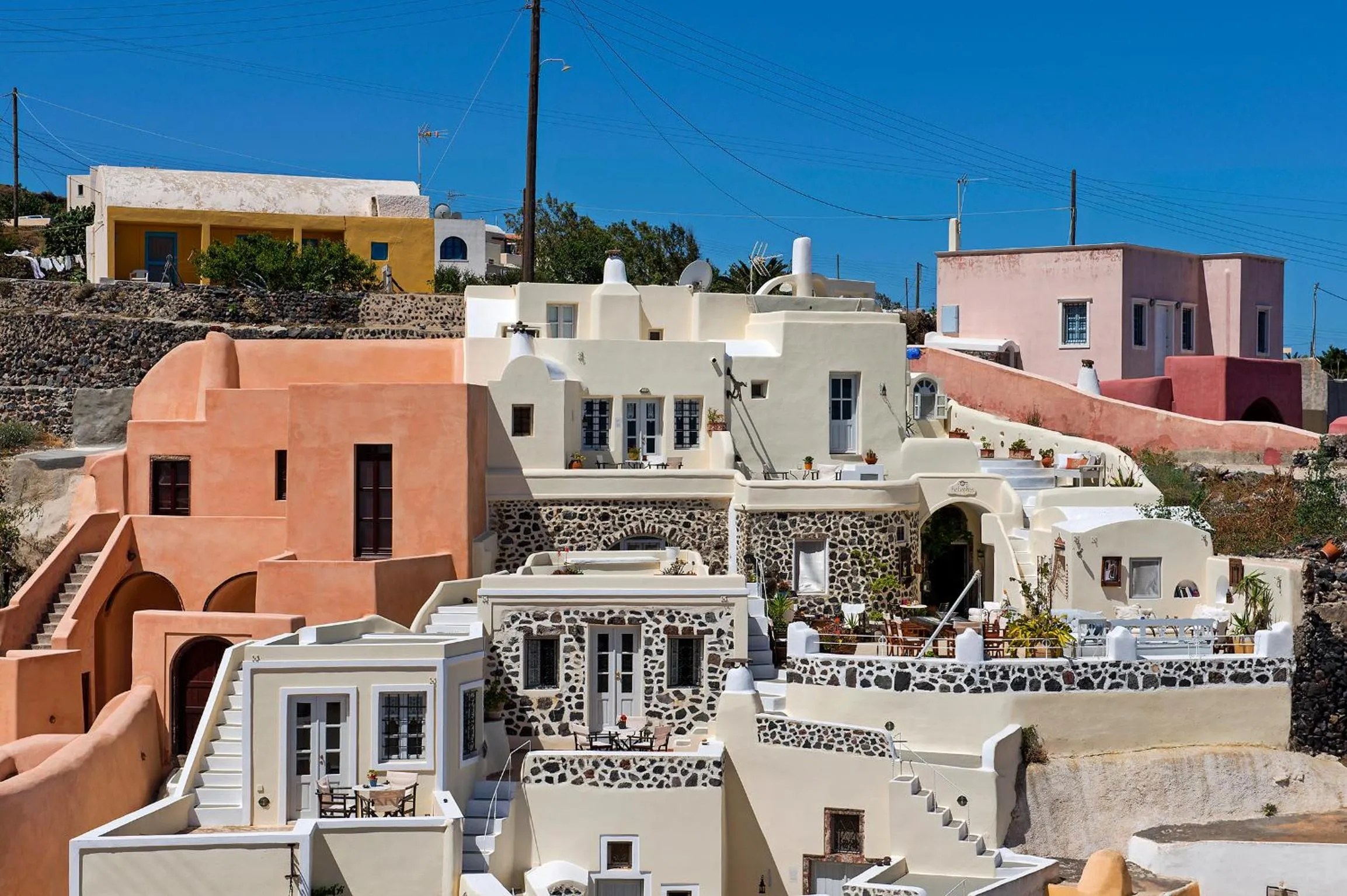 Facade/entrance in Heliophos Boutique Caves