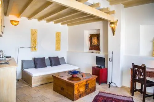 TV and multimedia in Heliophos Boutique Caves