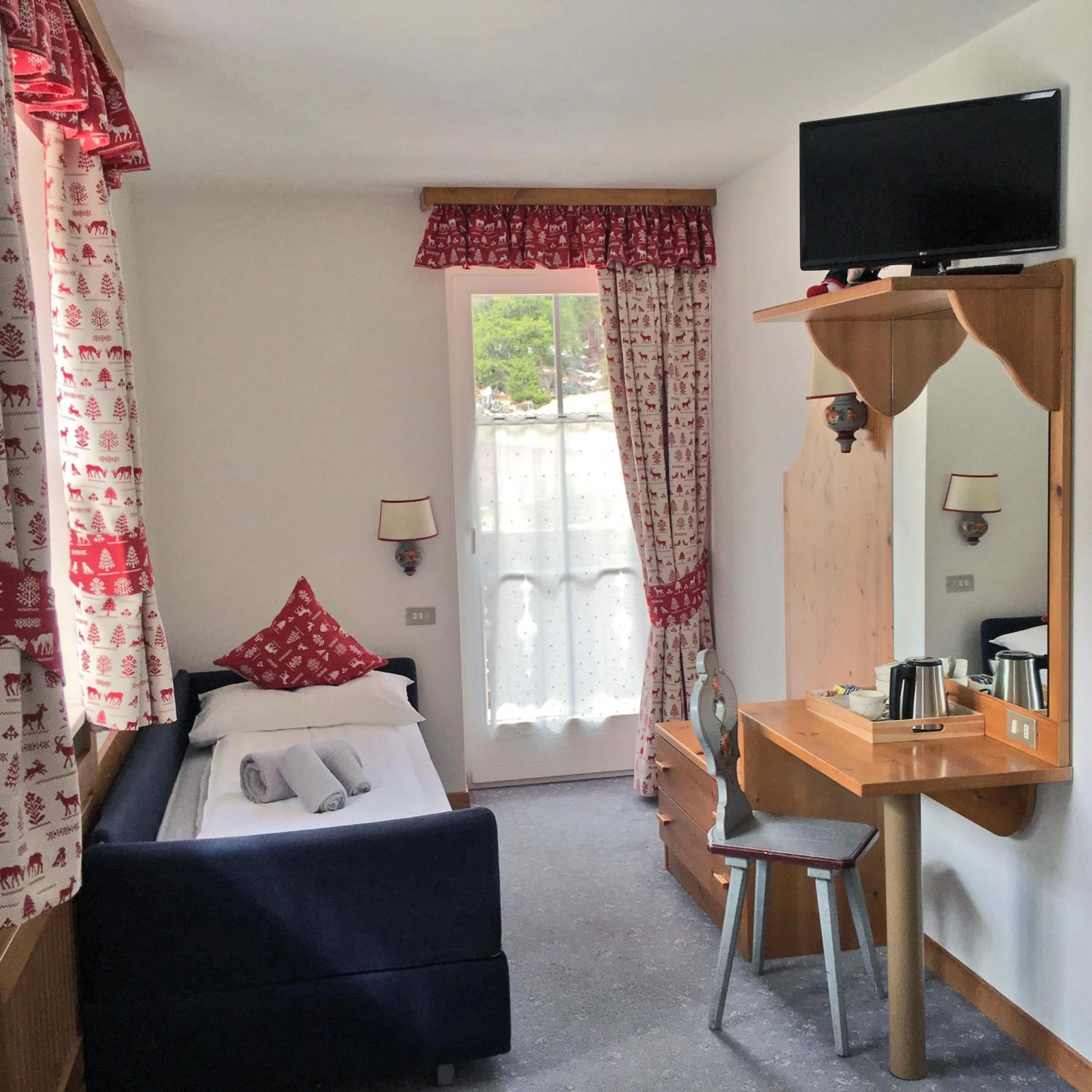 Photo of the whole room, Bed in Rifugio Monti Pallidi