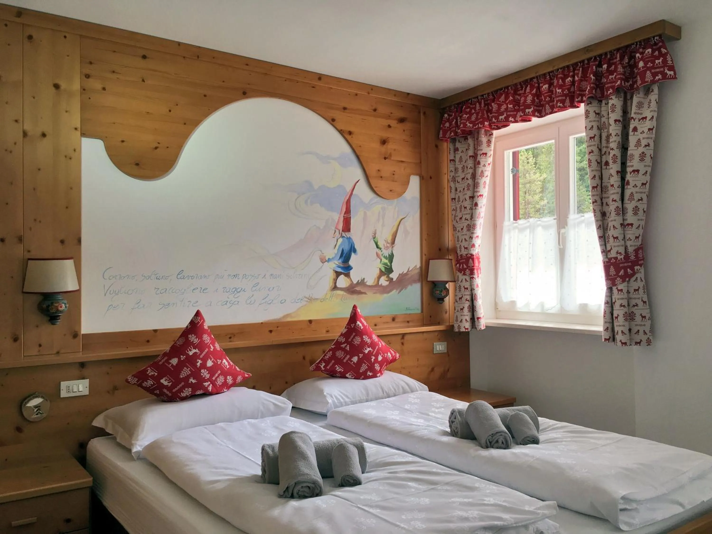 Photo of the whole room, Bed in Rifugio Monti Pallidi